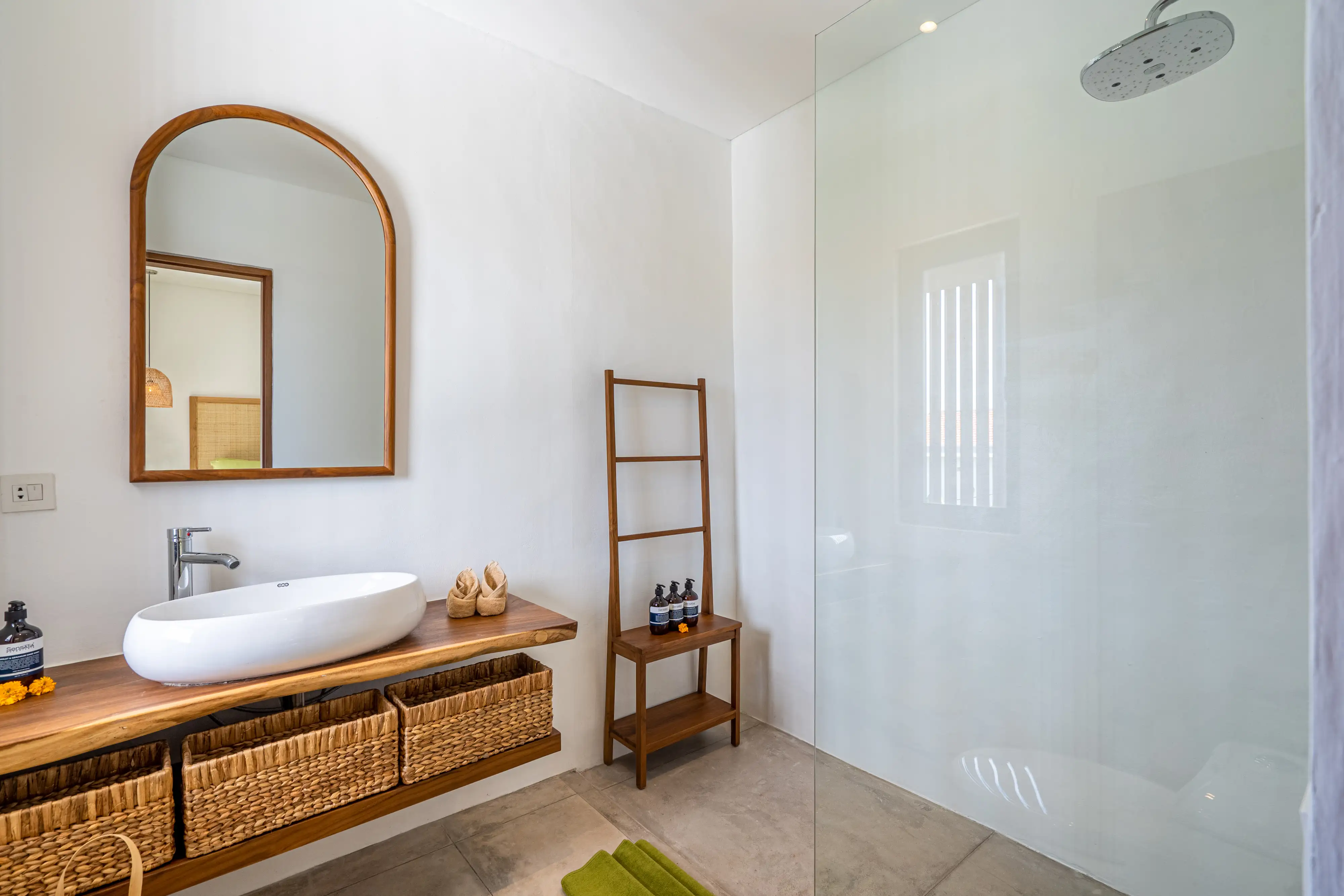 Villa 213m² in Indonesia, Canggu. Priced at 195000$ rent photo-31