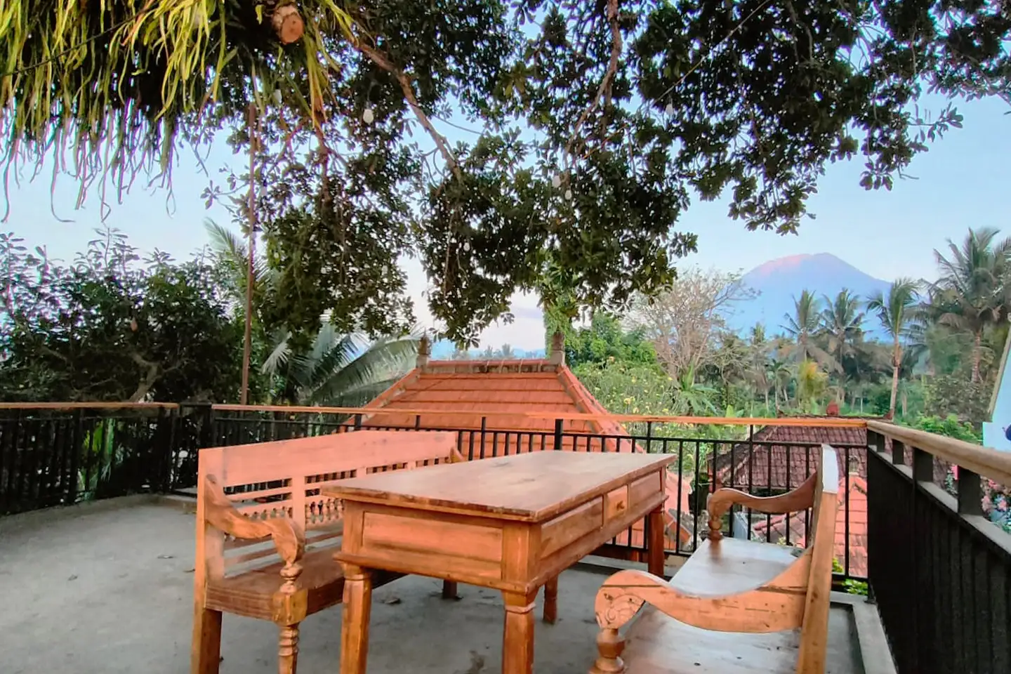 Villa 400m² in Indonesia, East-Bali. Priced at 23581$ rent photo-9
