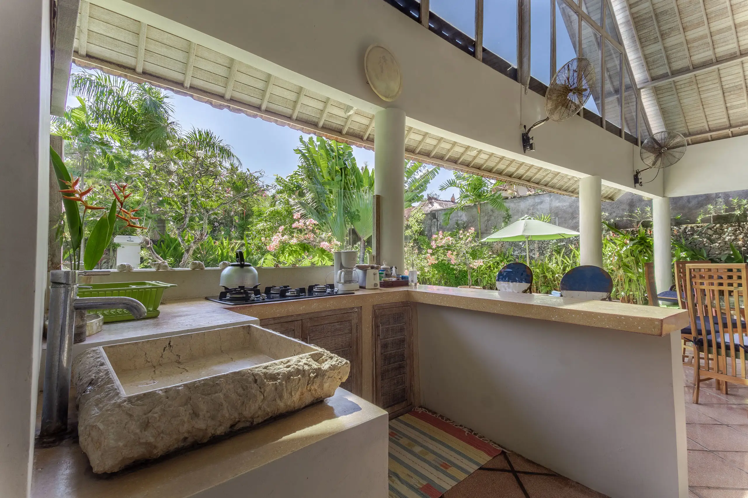 Villa 120m² in Indonesia, Seminyak. Priced at 31849$ rent photo-12
