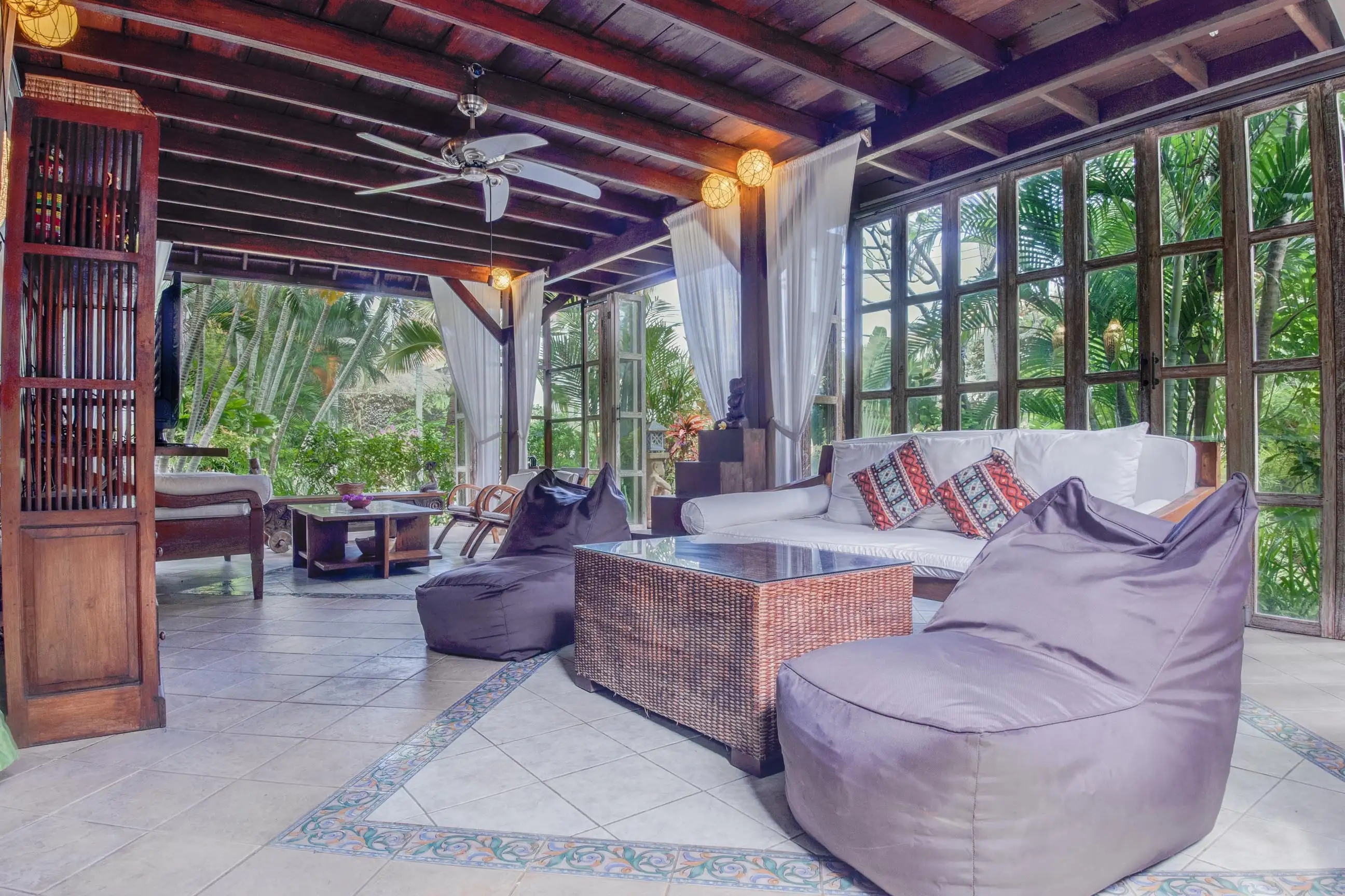 Villa 270m² in Indonesia, Seminyak. Priced at 61248$ rent photo-9