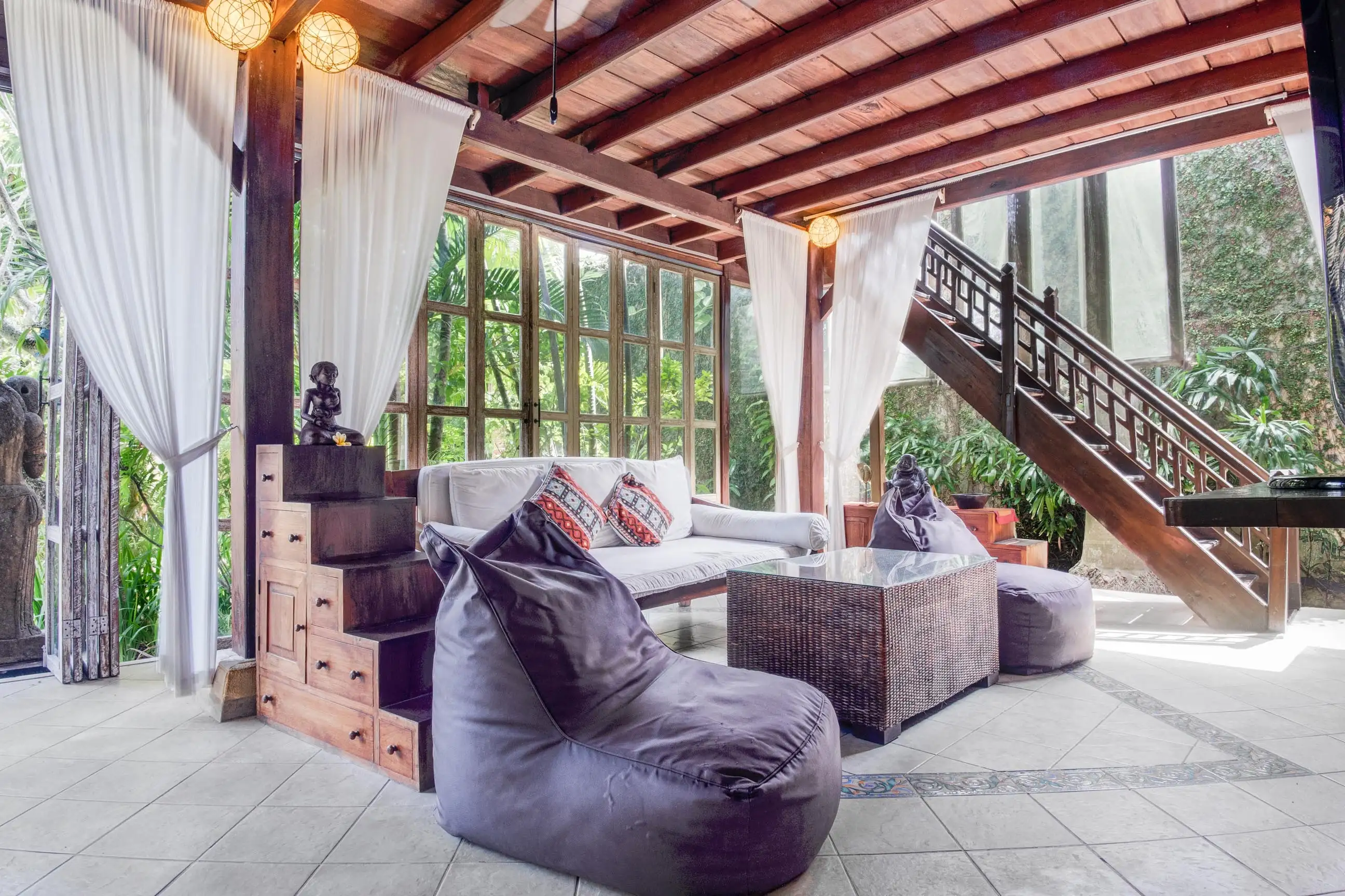 Villa 270m² in Indonesia, Seminyak. Priced at 61248$ rent photo-10