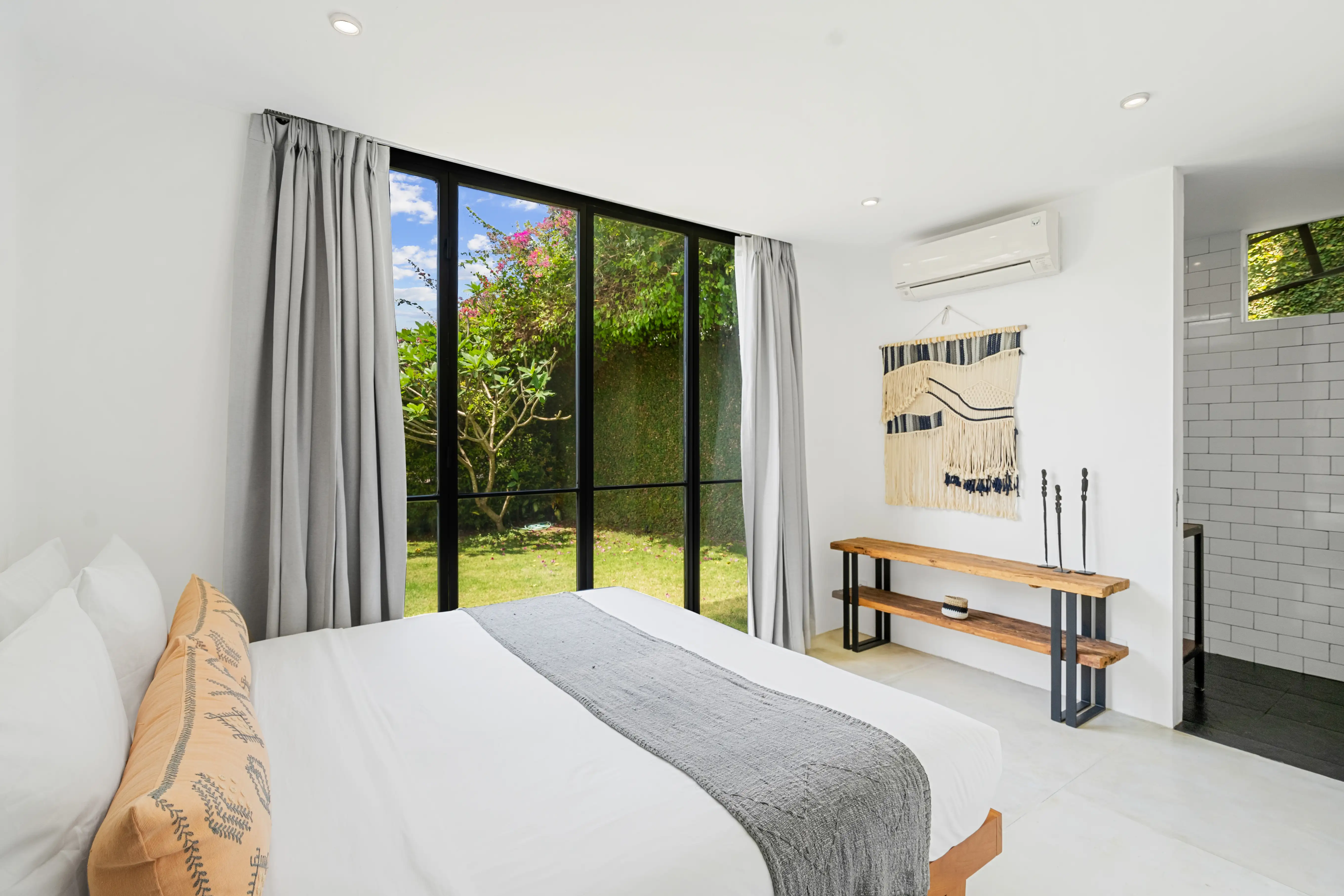 Villa 150m² in Indonesia, Canggu. Priced at 30830$ rent photo-14