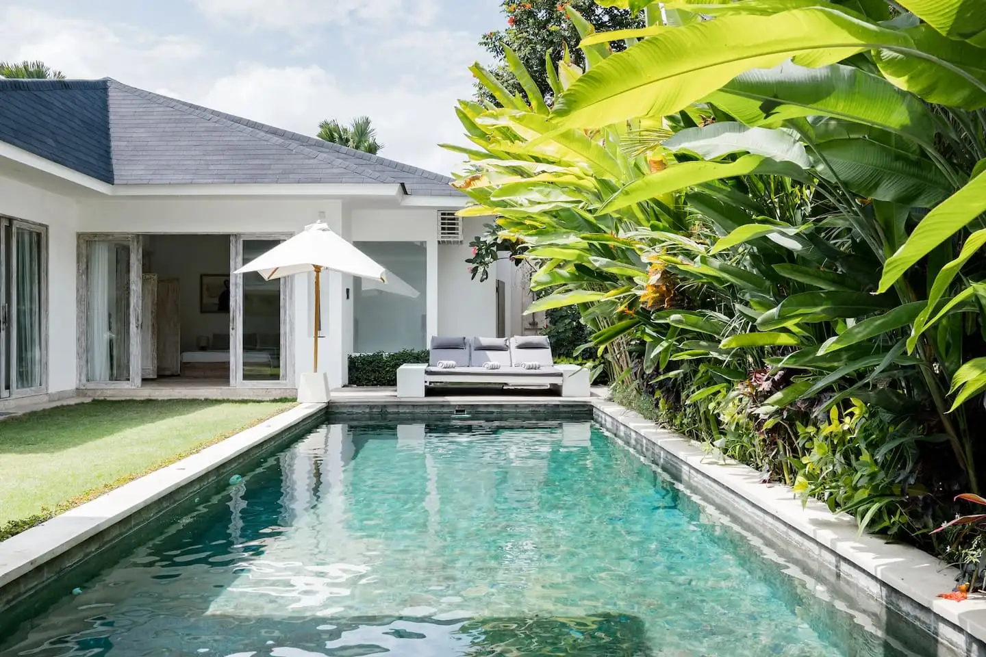 Villa 300m² in Indonesia, Canggu. Priced at 58000$ rent photo-16