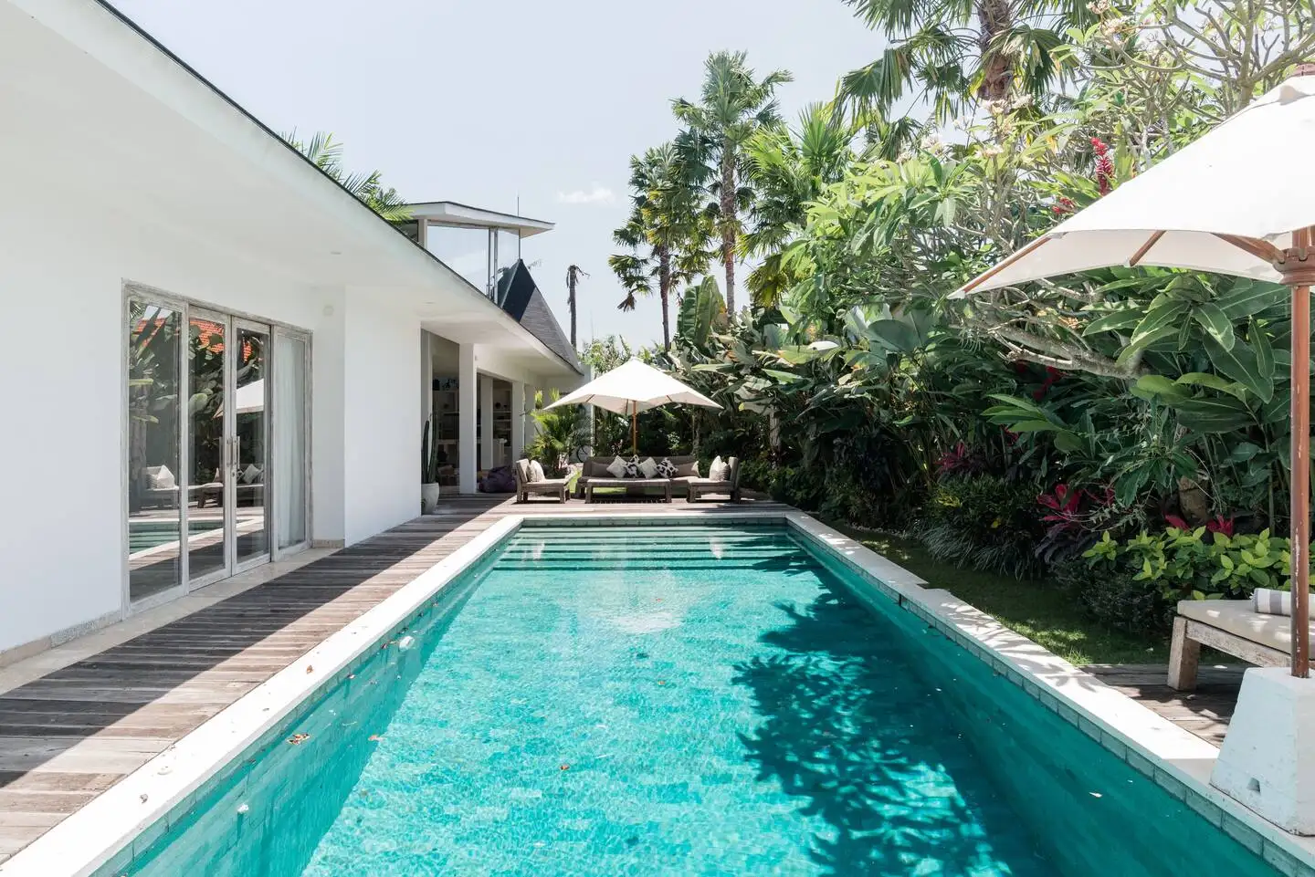 Villa 350m² in Indonesia, Canggu. Priced at 60000$ rent photo-4