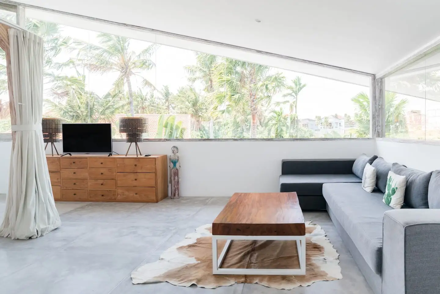 Villa 350m² in Indonesia, Canggu. Priced at 60000$ rent photo-9