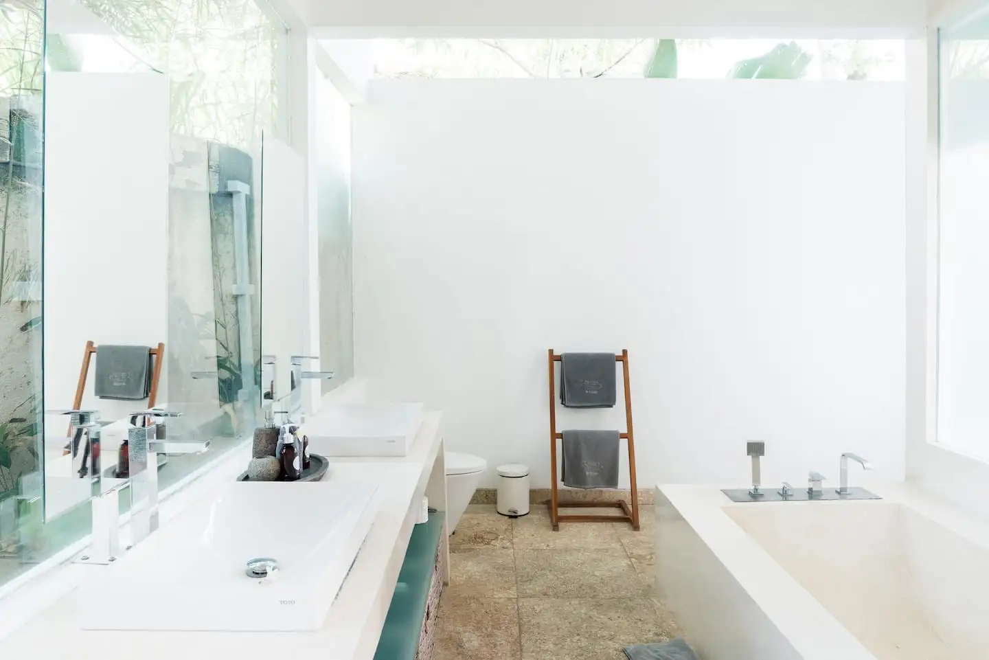 Villa 350m² in Indonesia, Canggu. Priced at 60000$ rent photo-27