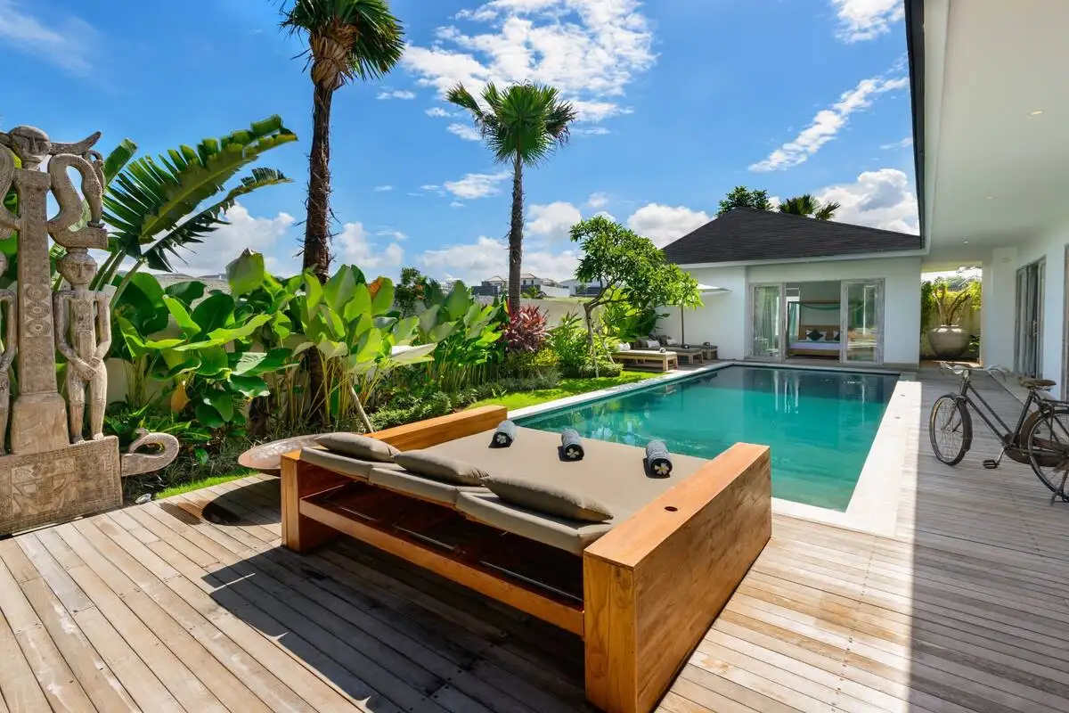 Villa 350m² in Indonesia, Canggu. Priced at 60000$ rent photo-30