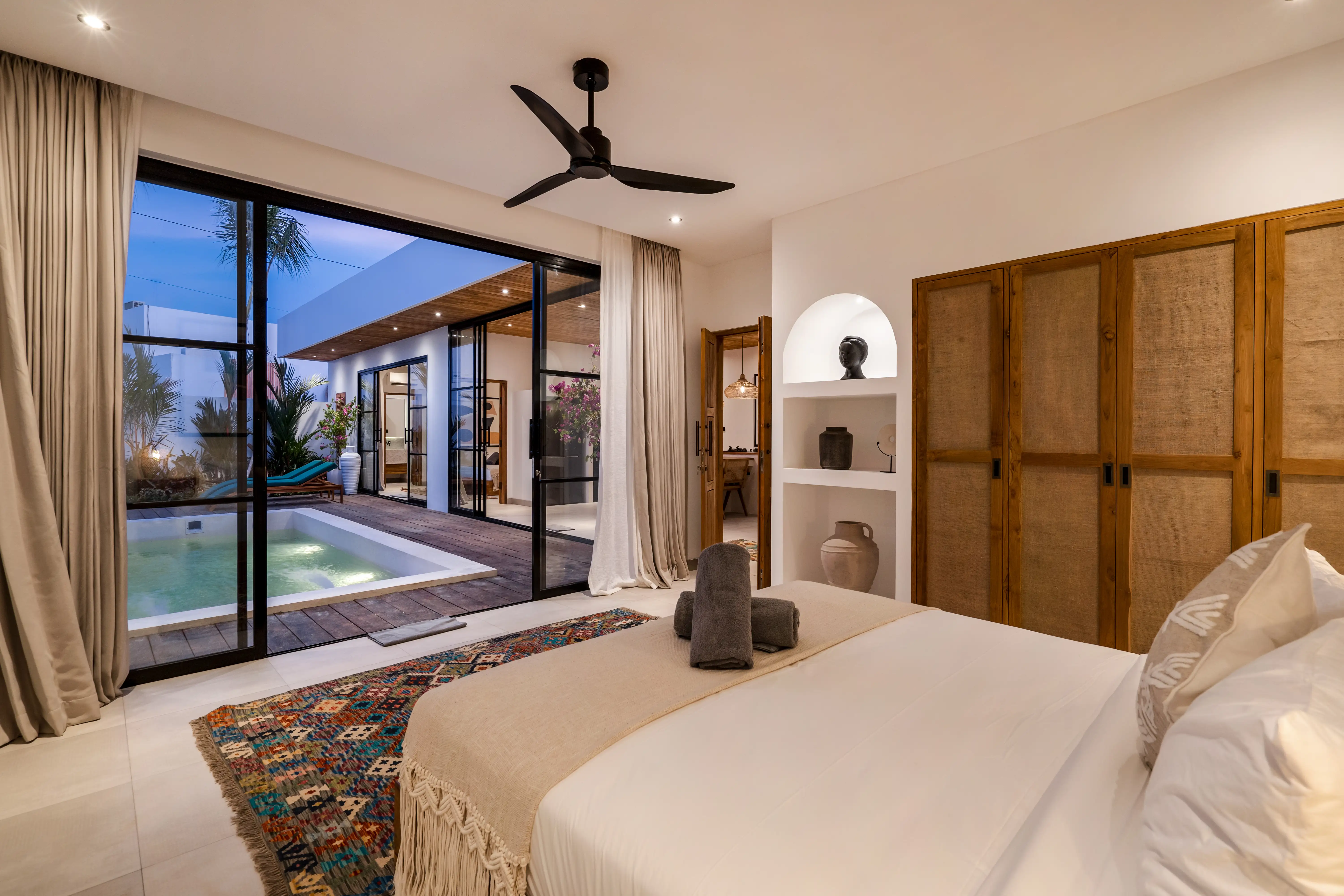 Villa 248m² in Indonesia, Bukit. Priced at 389000$ rent photo-16