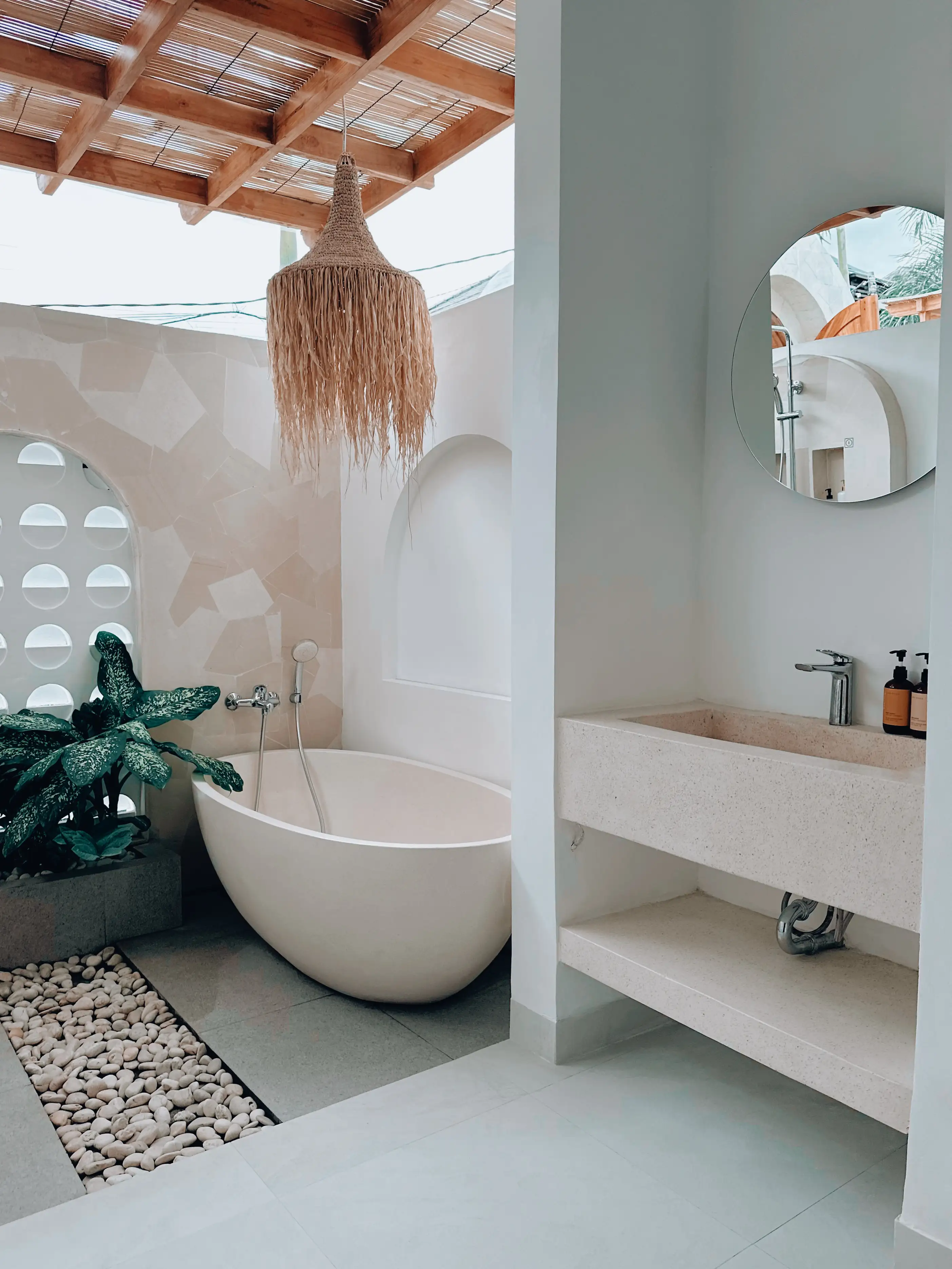 Villa 142m² in Indonesia, Seminyak. Priced at 179000$ rent photo-5