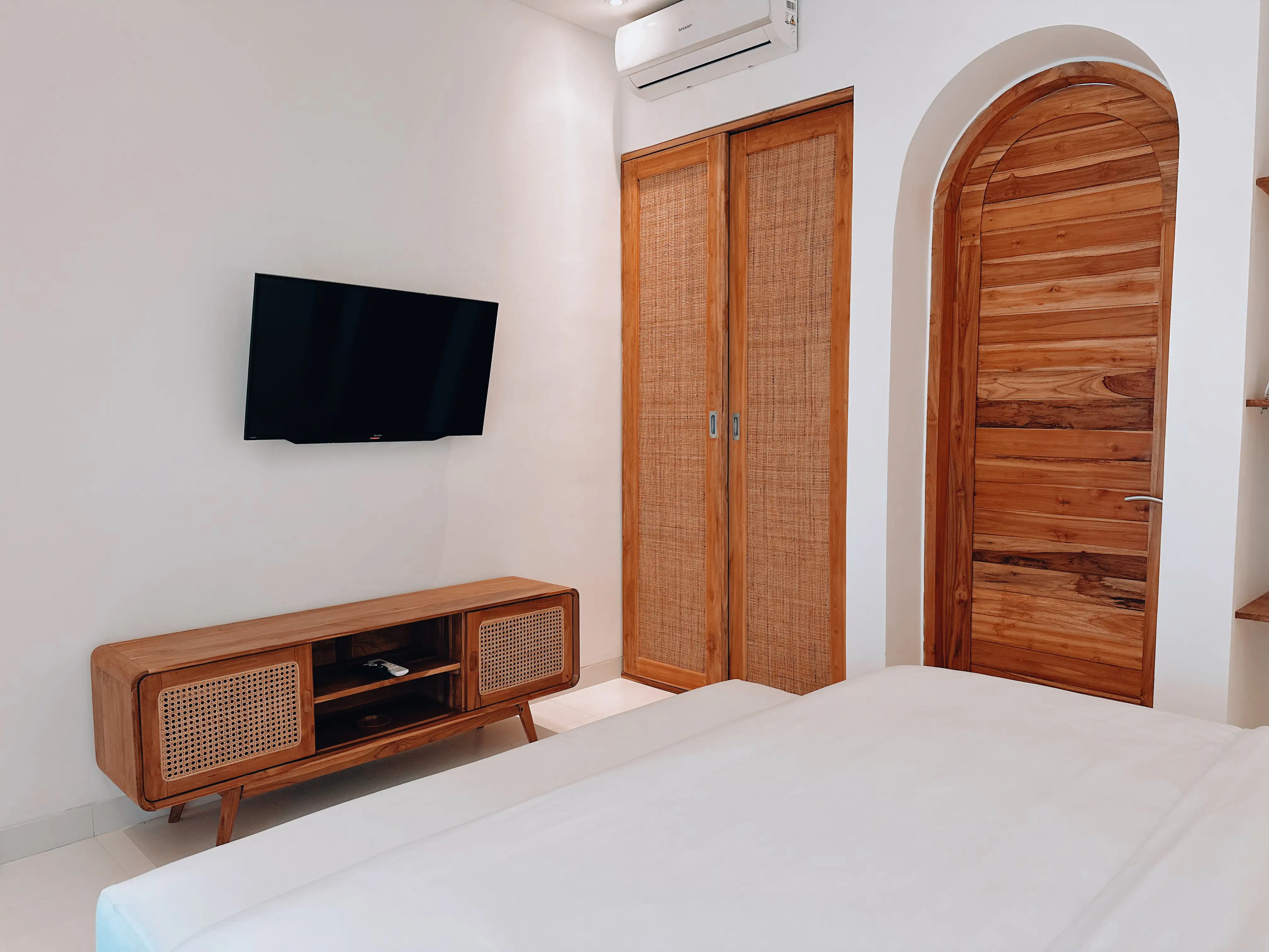 Villa 142m² in Indonesia, Seminyak. Priced at 179000$ rent photo-8