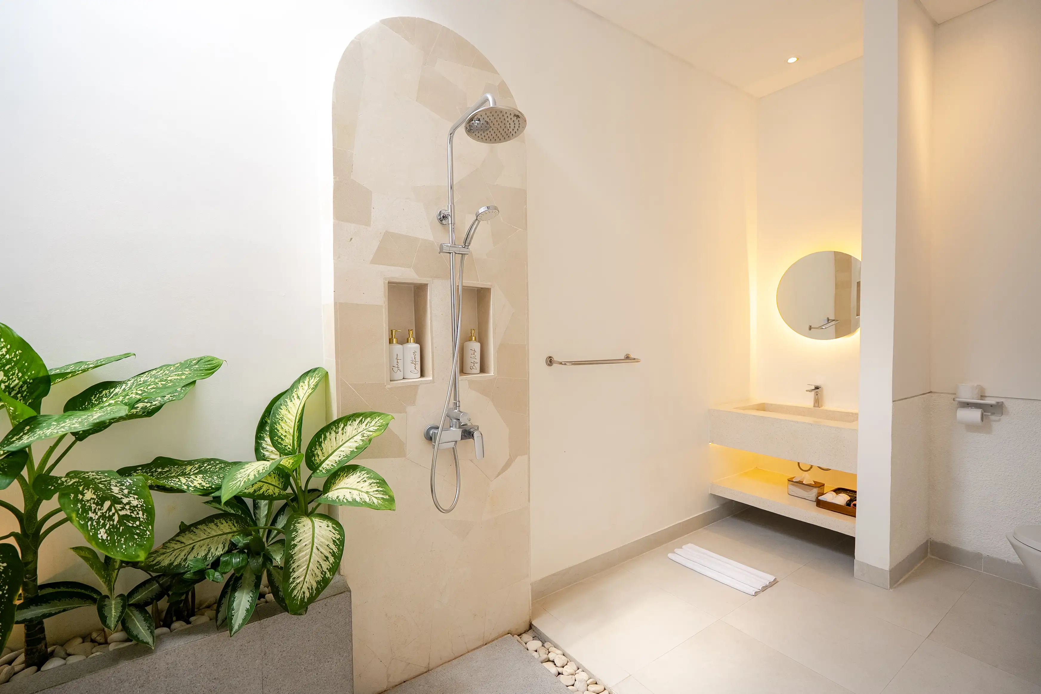 Villa 142m² in Indonesia, Seminyak. Priced at 179000$ rent photo-5