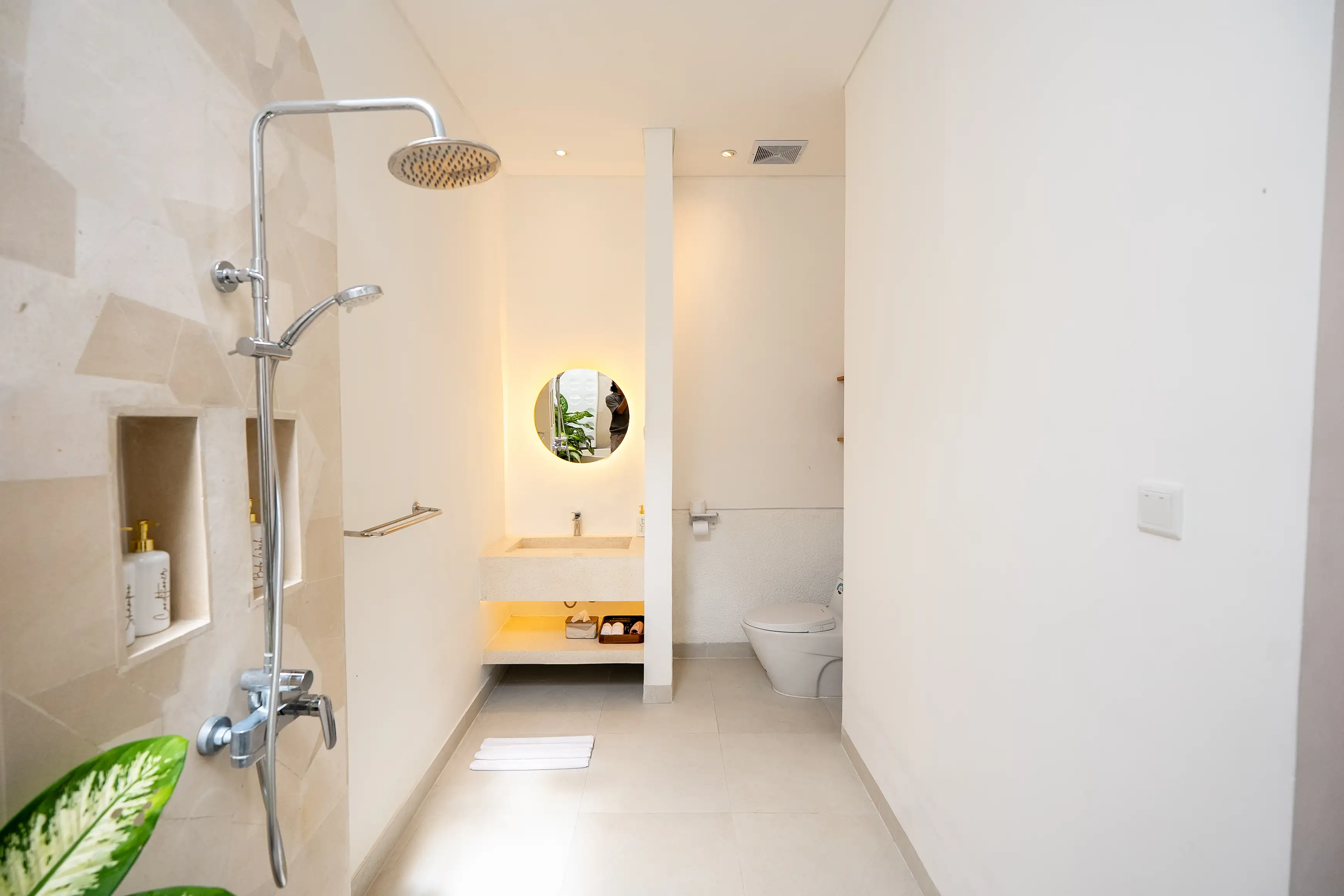 Villa 142m² in Indonesia, Seminyak. Priced at 179000$ rent photo-6