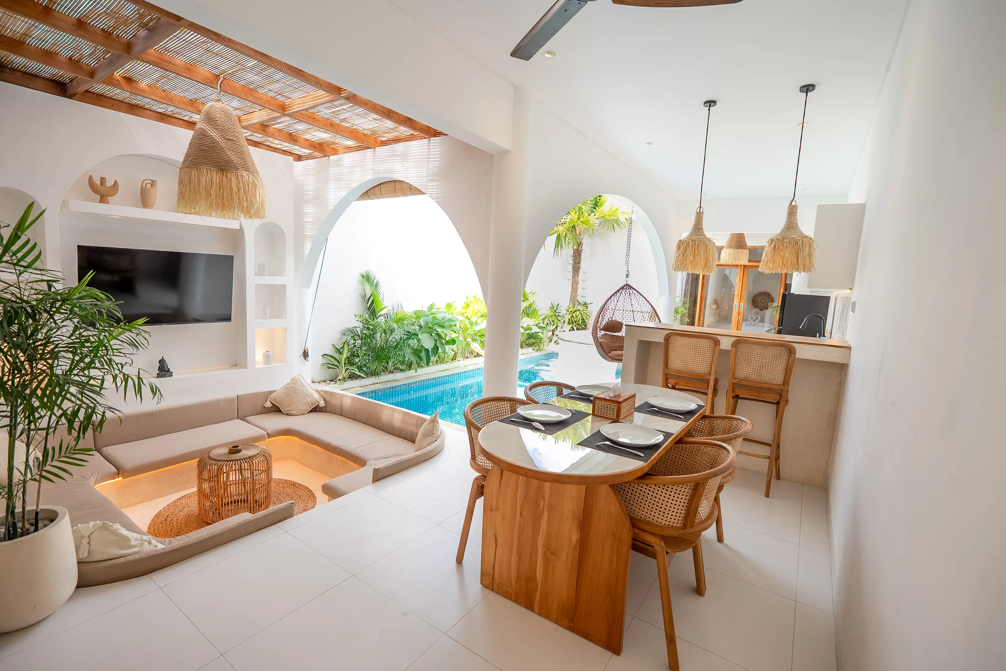Villa 142m² in Indonesia, Seminyak. Priced at 179000$ rent photo-20