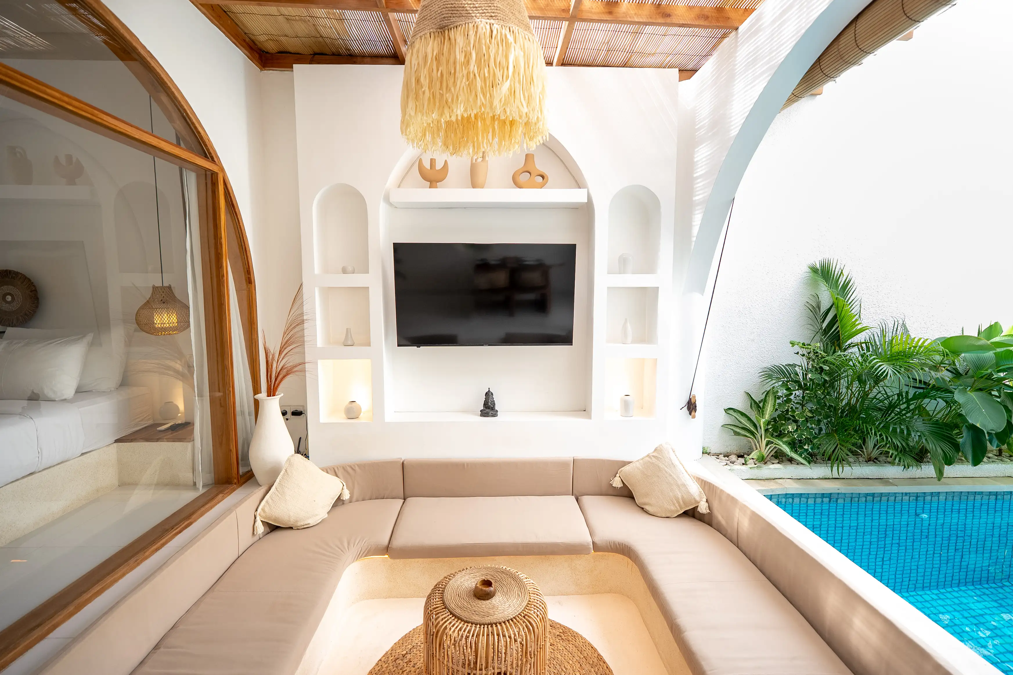 Villa 142m² in Indonesia, Seminyak. Priced at 179000$ rent photo-24