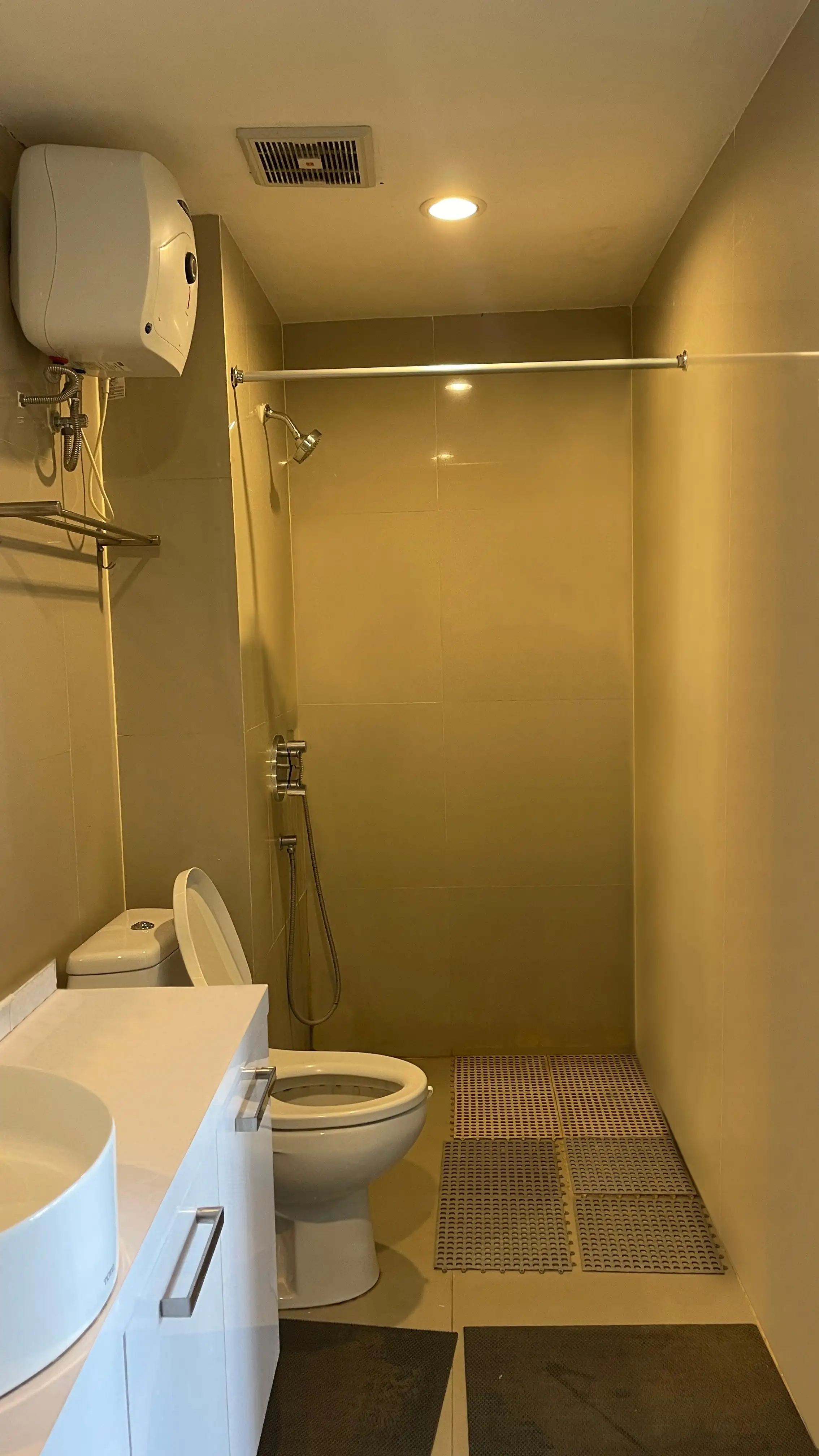 Flat 40m² in Indonesia, Kerobokan. Priced at 58186$ rent photo-1