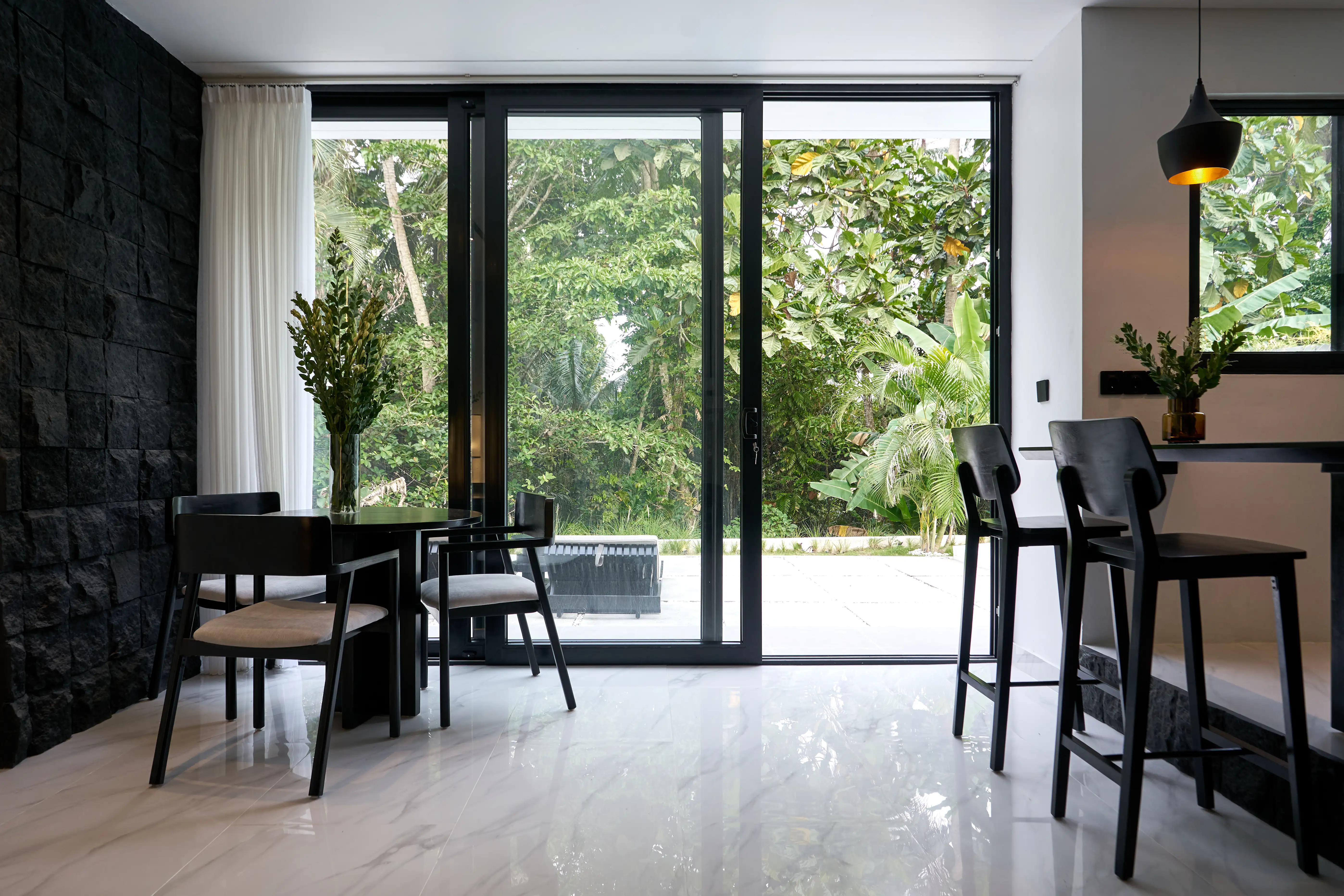 Villa 168m² in Indonesia, Ubud. Priced at 275000$ rent photo-13