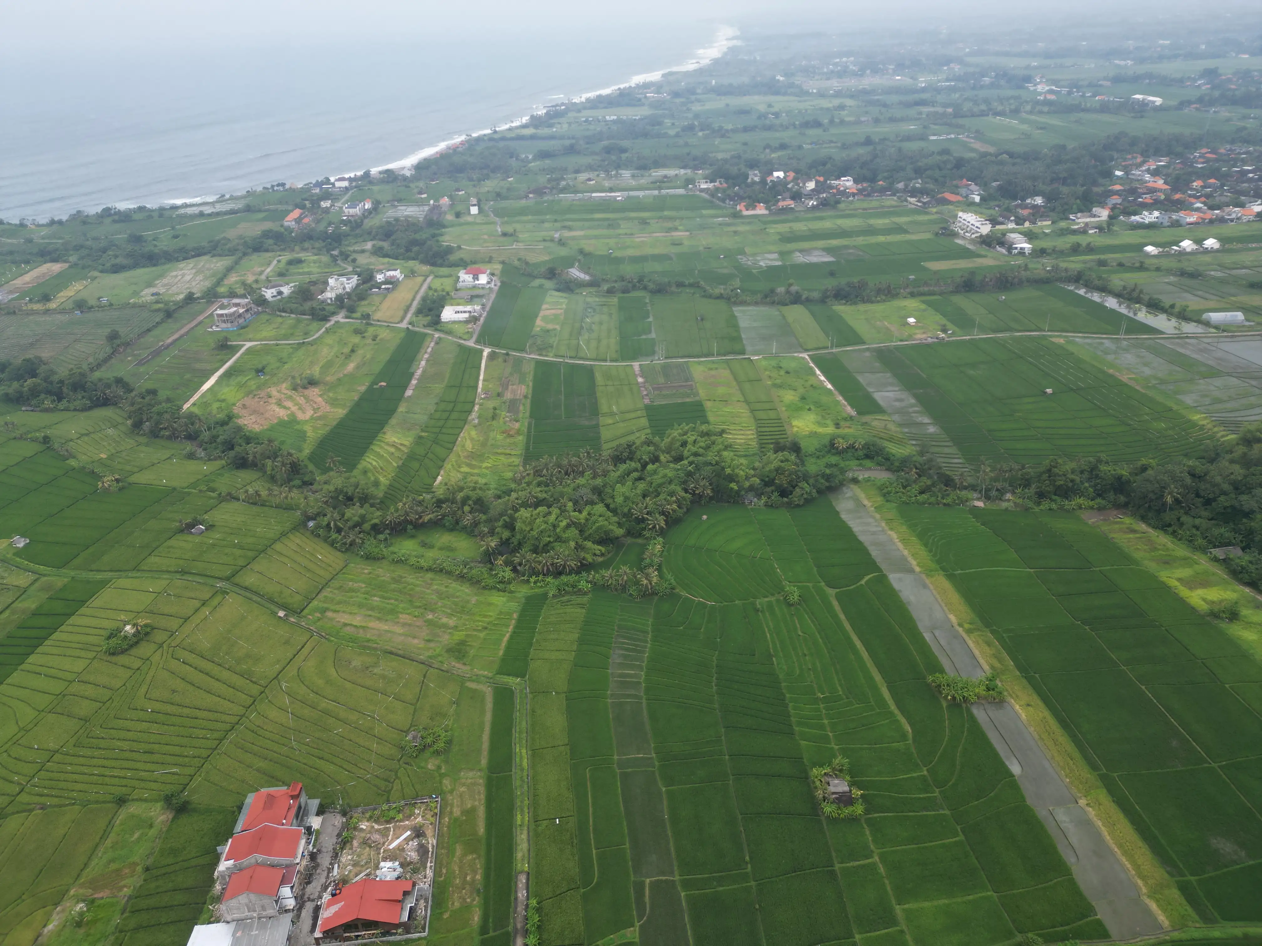 Land 0m² in Indonesia, Kedungu. Priced at 1073066$ rent photo-5