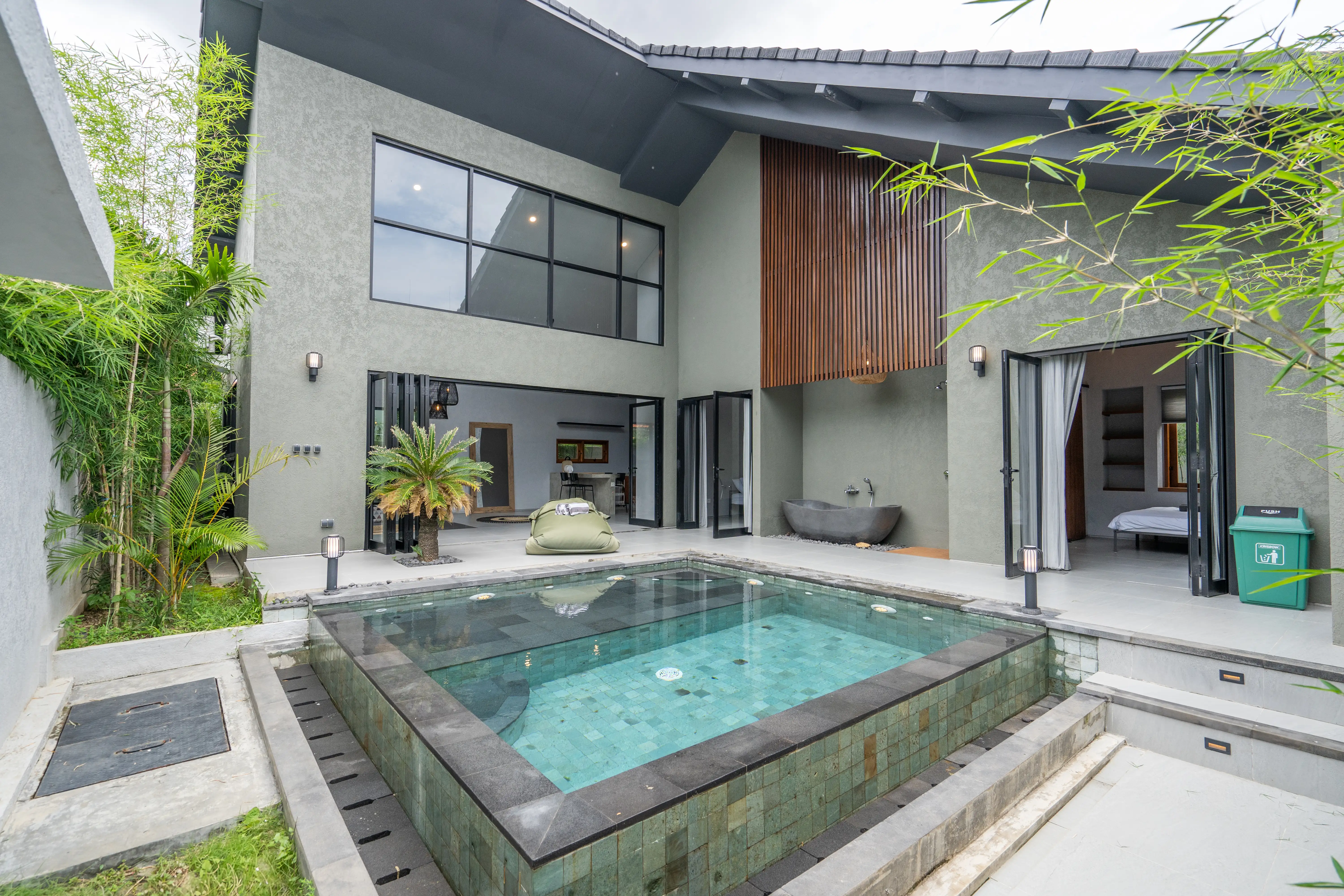 Villa 180m² in Indonesia, Ubud. Priced at 164400$ rent photo-20