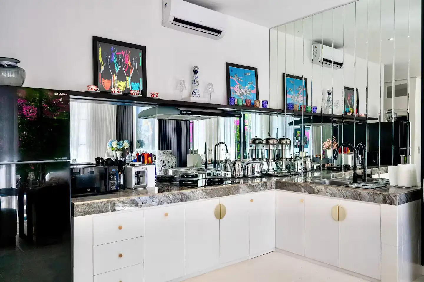 Villa 186m² in Indonesia, Umalas. Priced at 350000$ rent photo-3