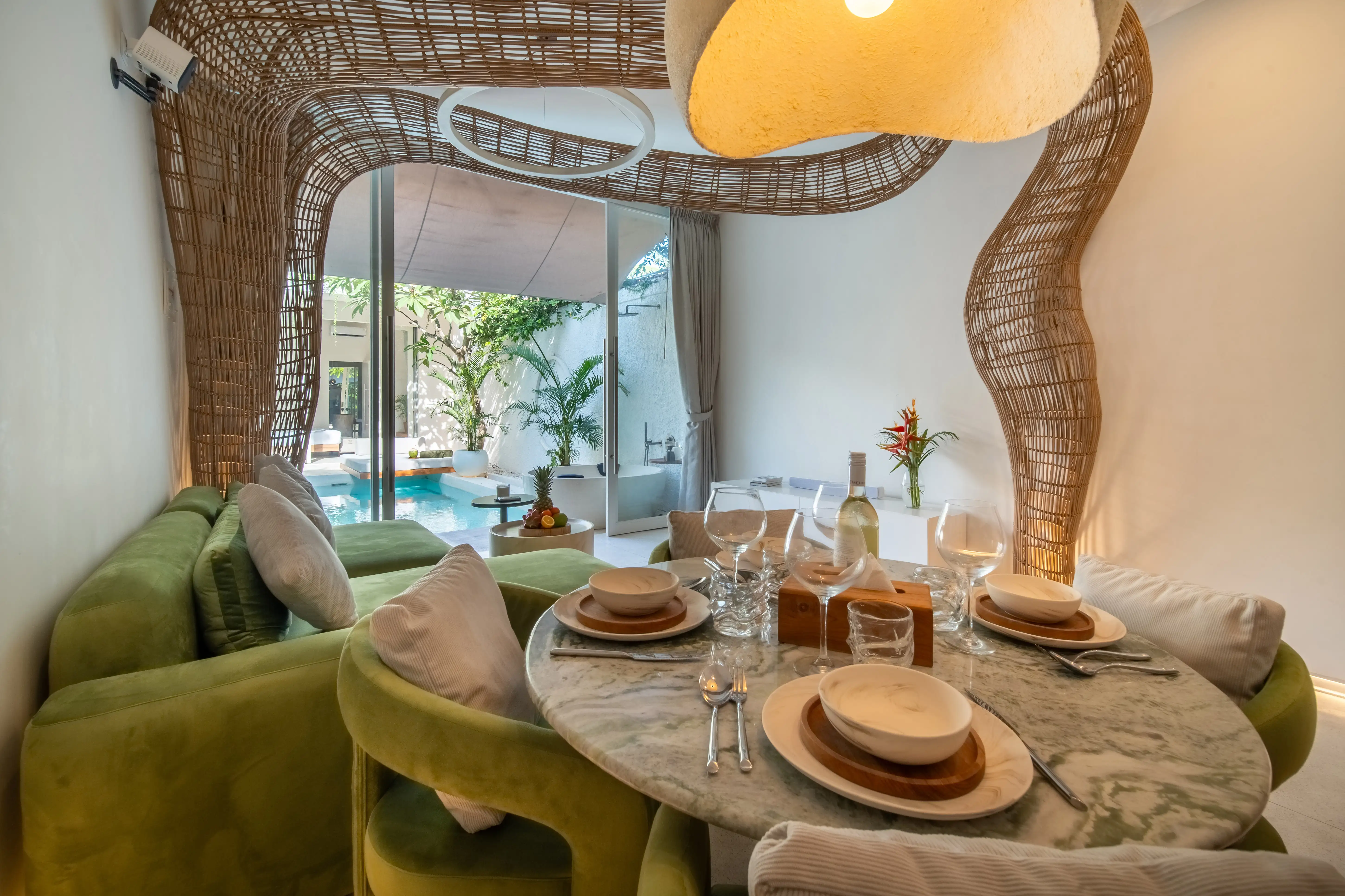 Villa 104m² in Indonesia, Seminyak. Priced at 270000$ rent photo-8