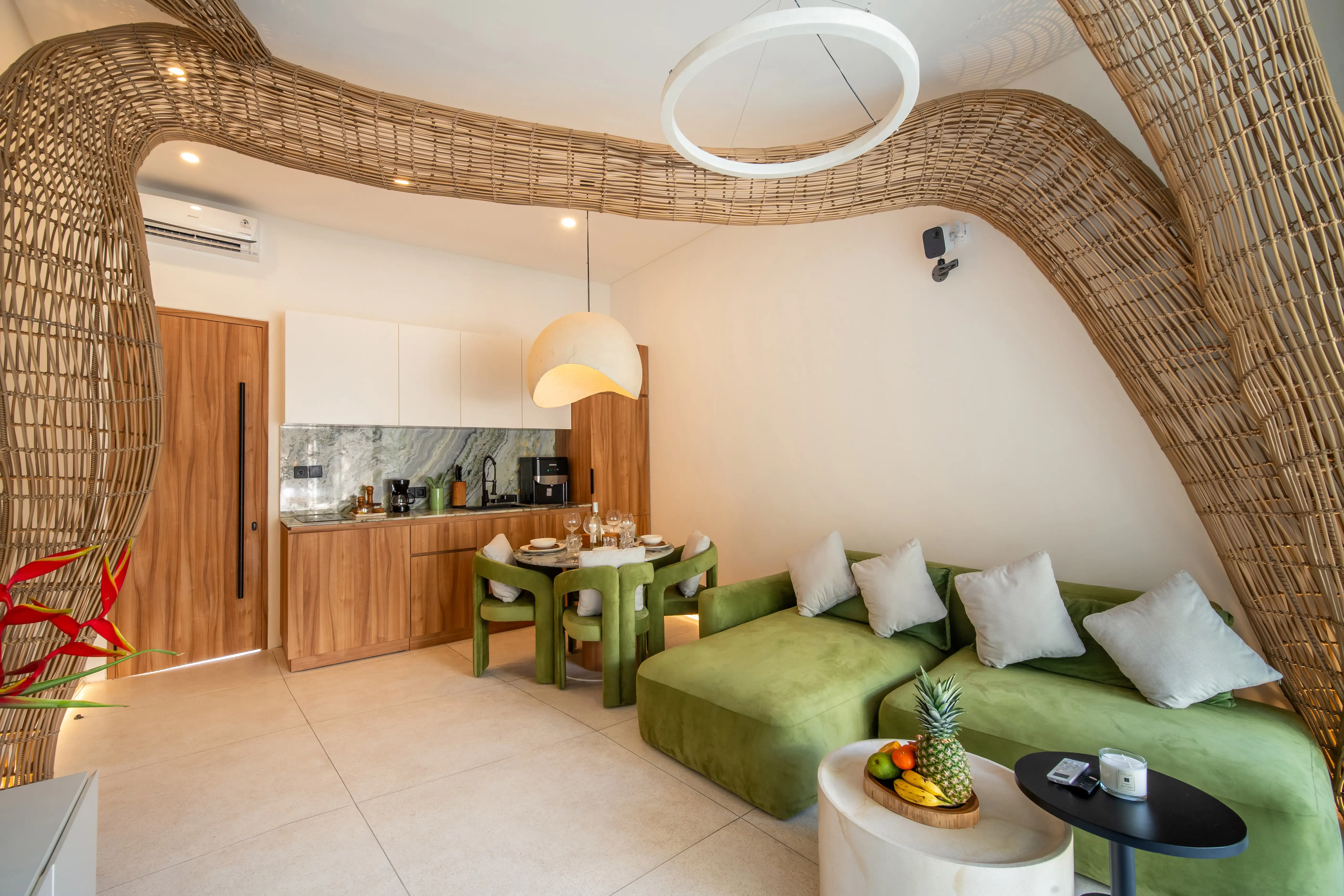 Villa 104m² in Indonesia, Seminyak. Priced at 270000$ rent photo-10