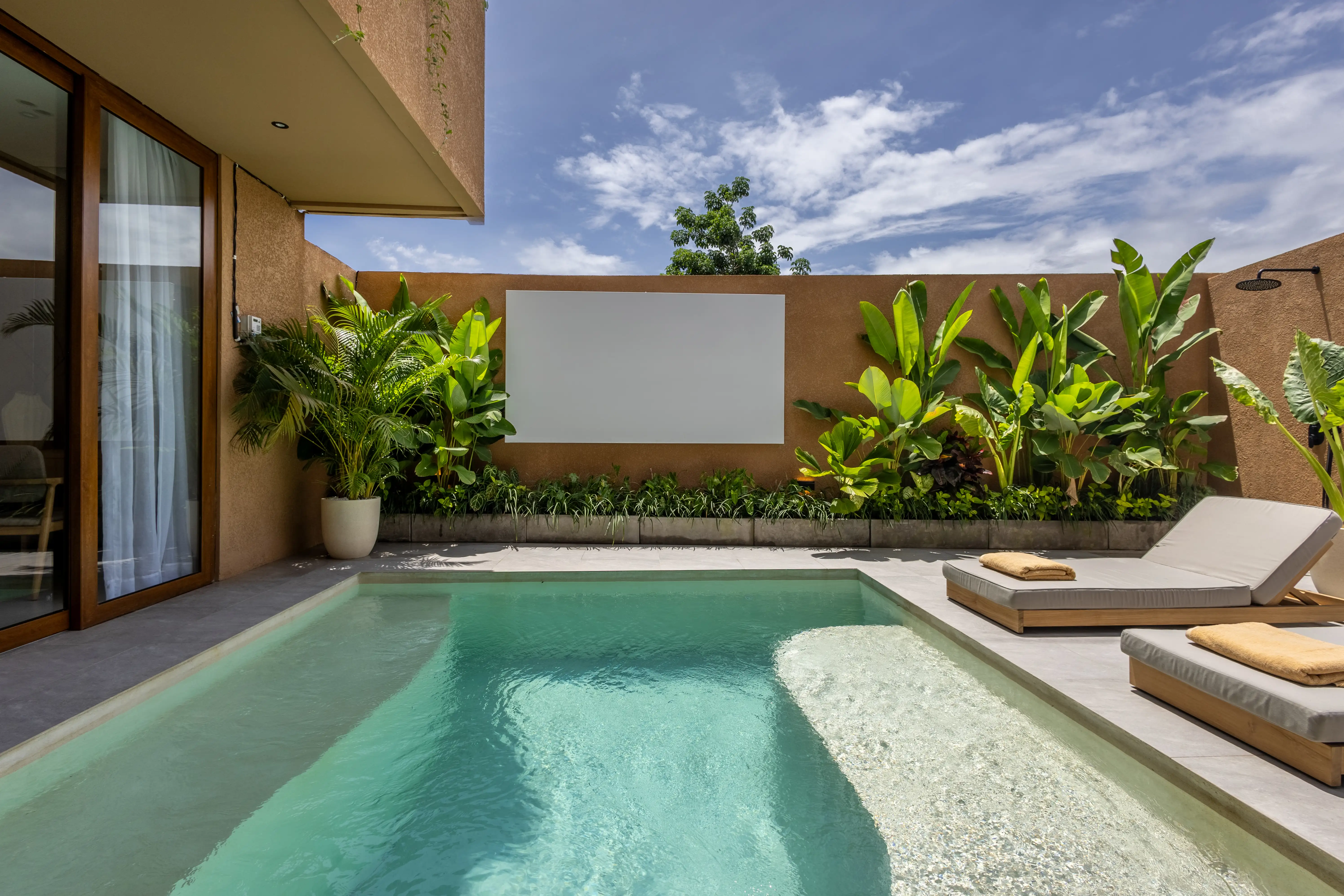 Villa 104m² in Indonesia, Canggu. Priced at 245000$ rent photo-16