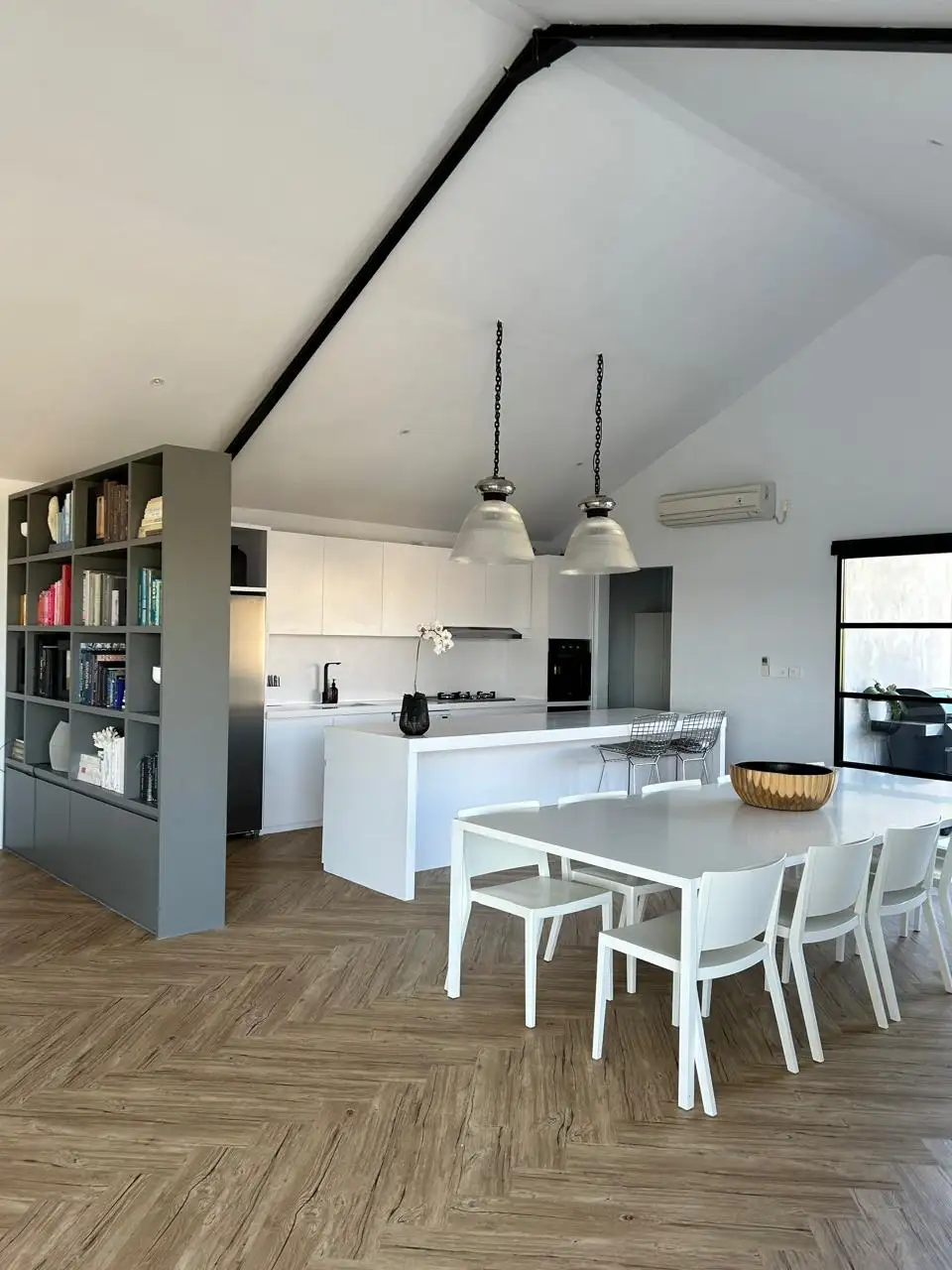 Villa 428m² in Indonesia, Canggu. Priced at 600000$ rent photo-10