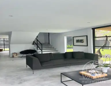 Buy in Indonesia for 600000$