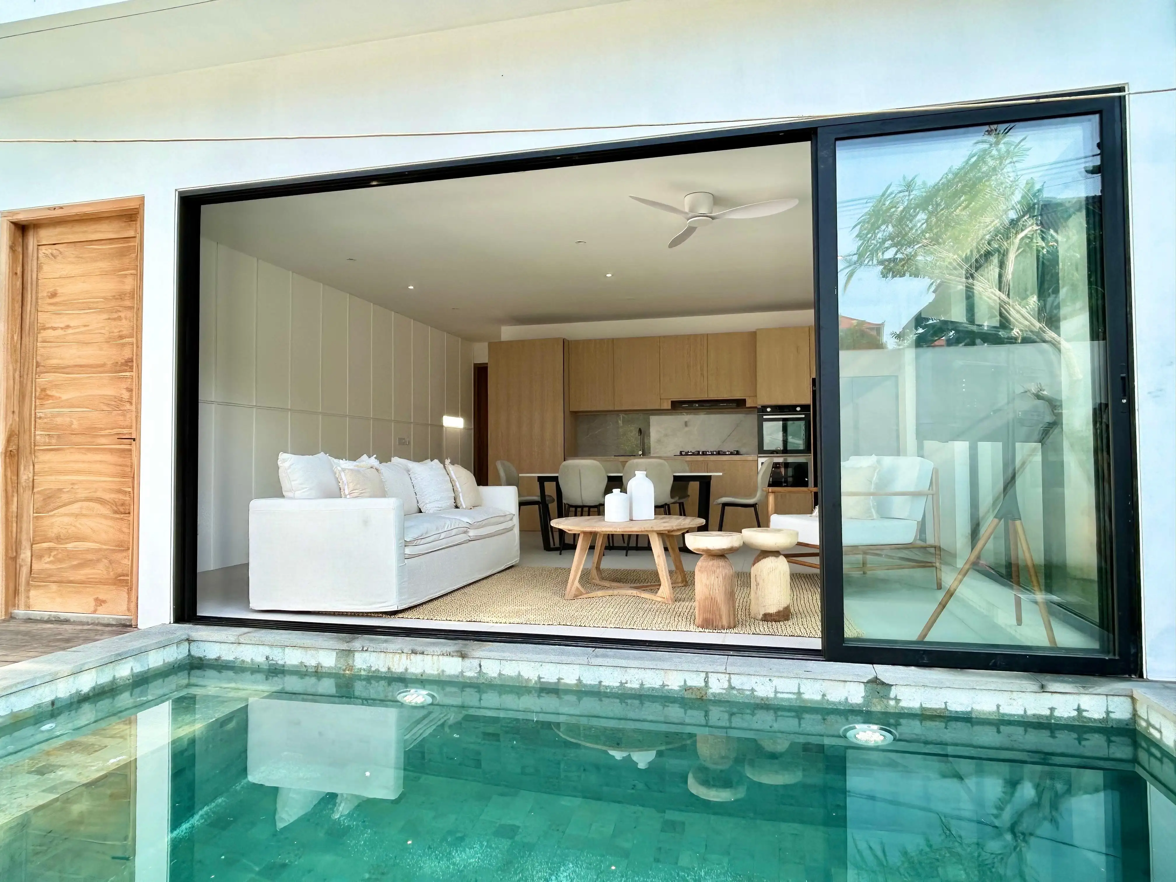 Villa 146m² in Indonesia, Canggu. Priced at 250000$ rent photo-13