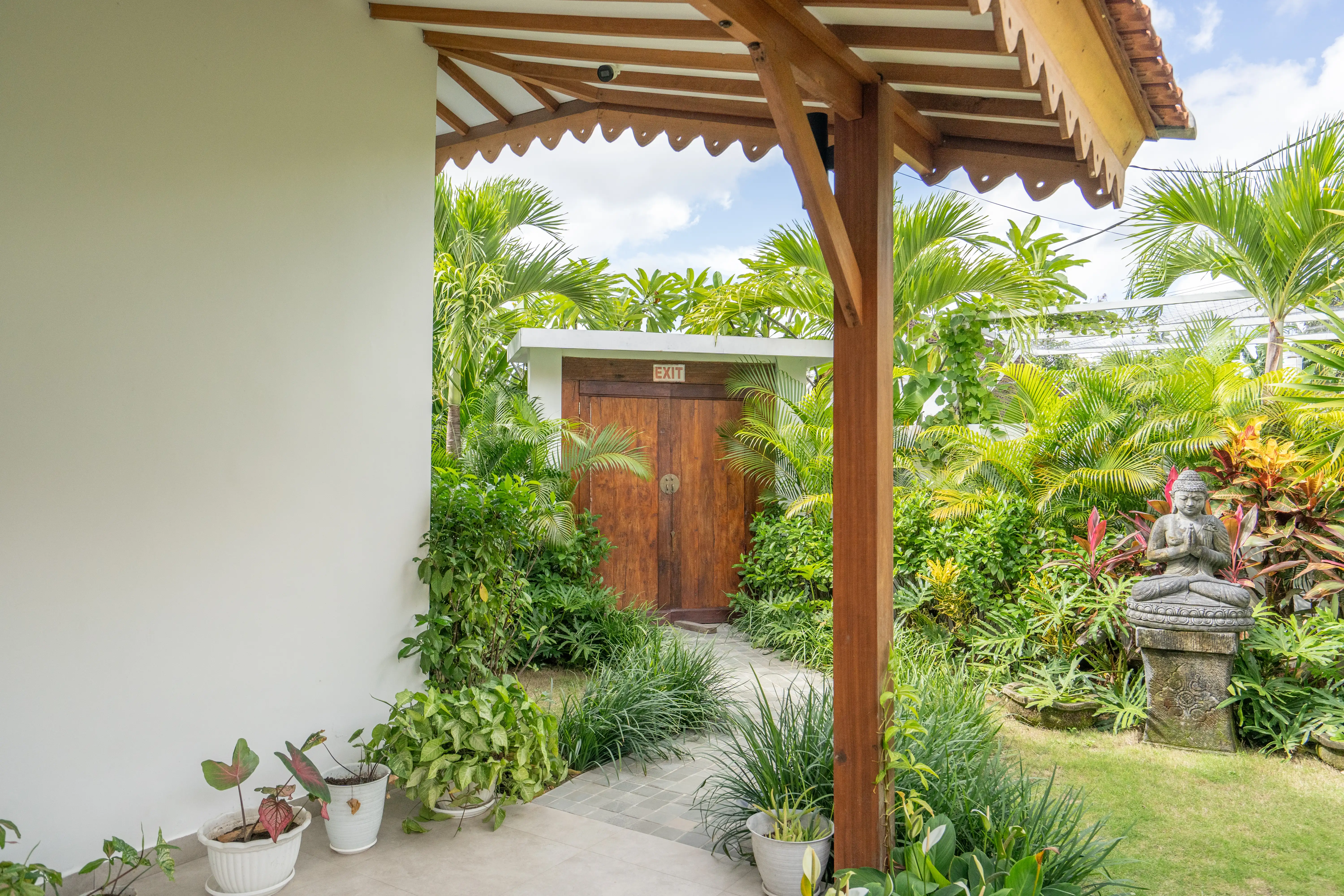 Villa 330m² in Indonesia, Canggu. Priced at 445000$ rent photo-3