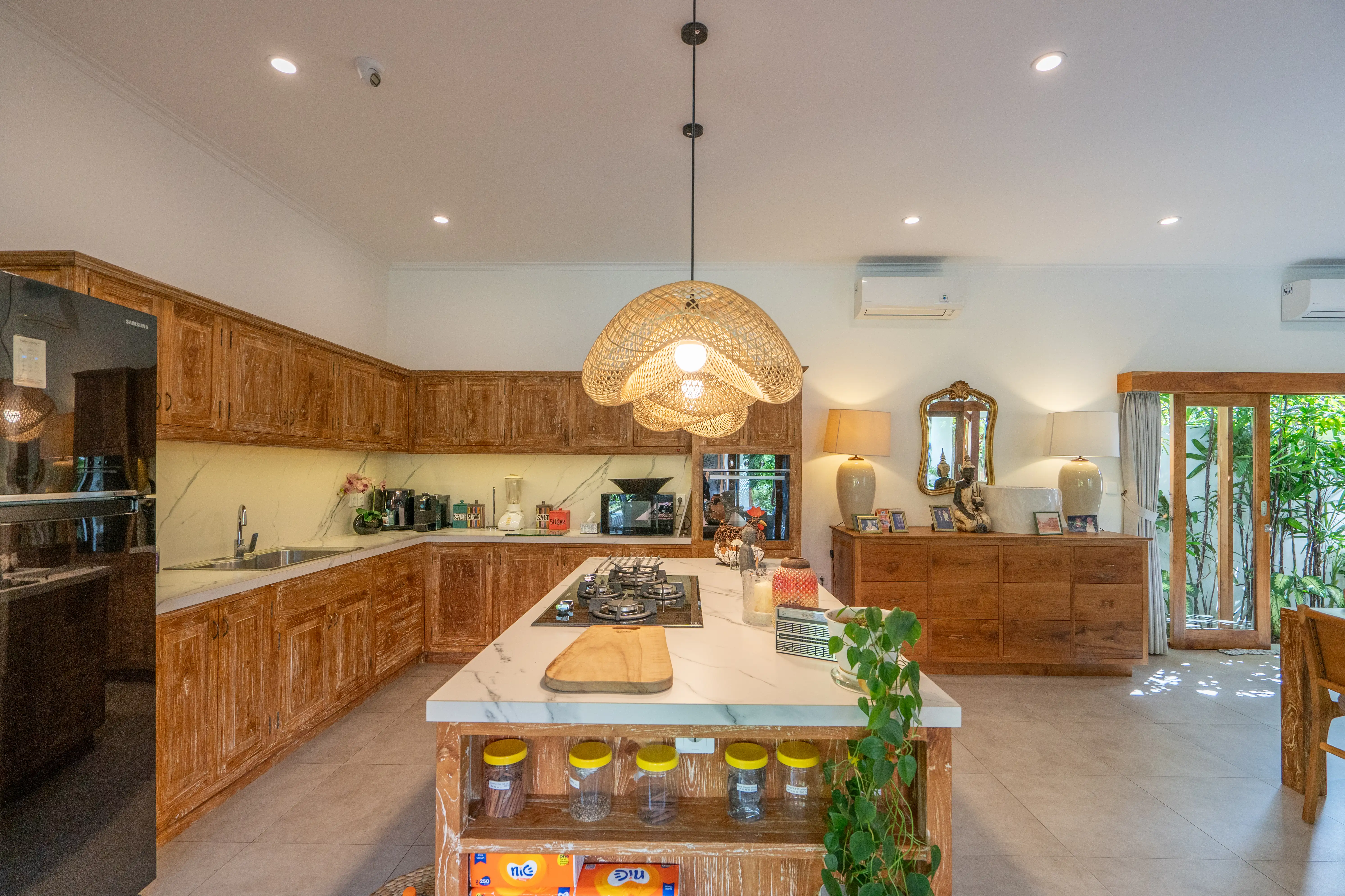 Villa 330m² in Indonesia, Canggu. Priced at 445000$ rent photo-9