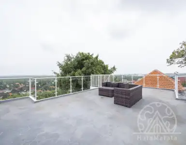 Rent in Indonesia for 27784$