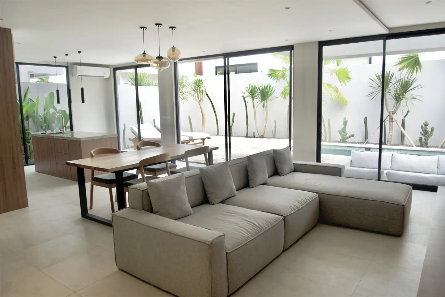 Villa 266m² in Indonesia, Bukit. Priced at 234000$ rent photo-12