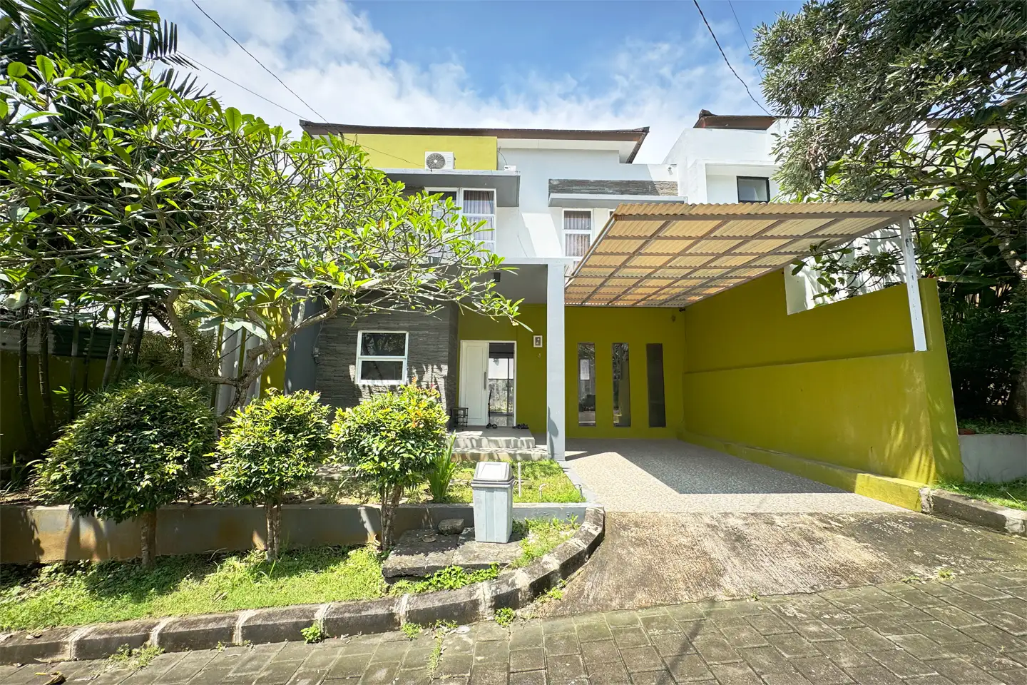 Villa 120m² in Indonesia, Bukit. Priced at 154857$ rent photo-1