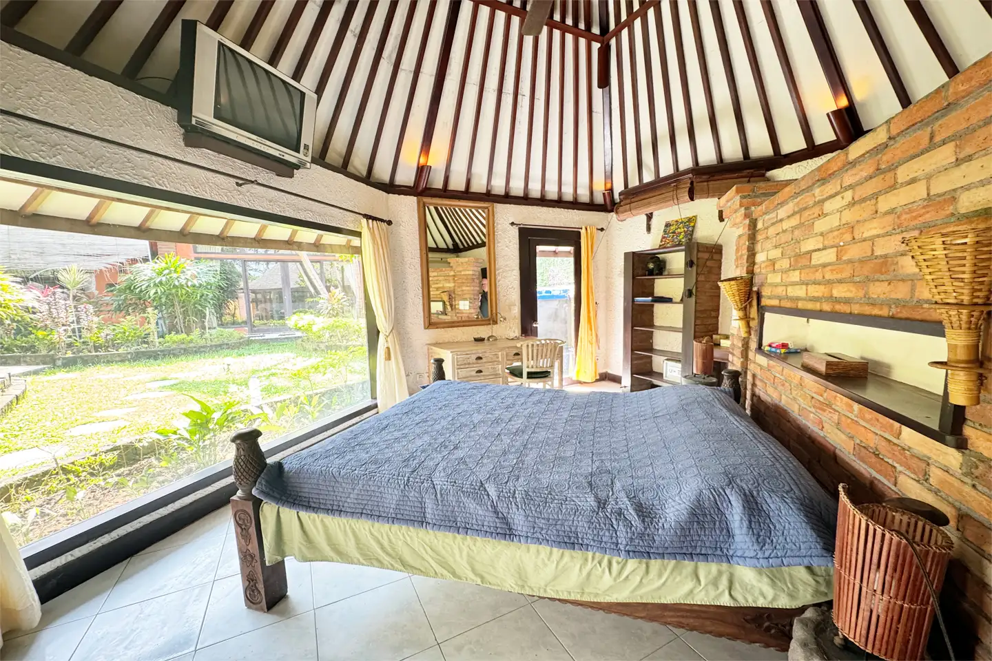 Villa 250m² in Indonesia, Umalas. Priced at 184754$ rent photo-13