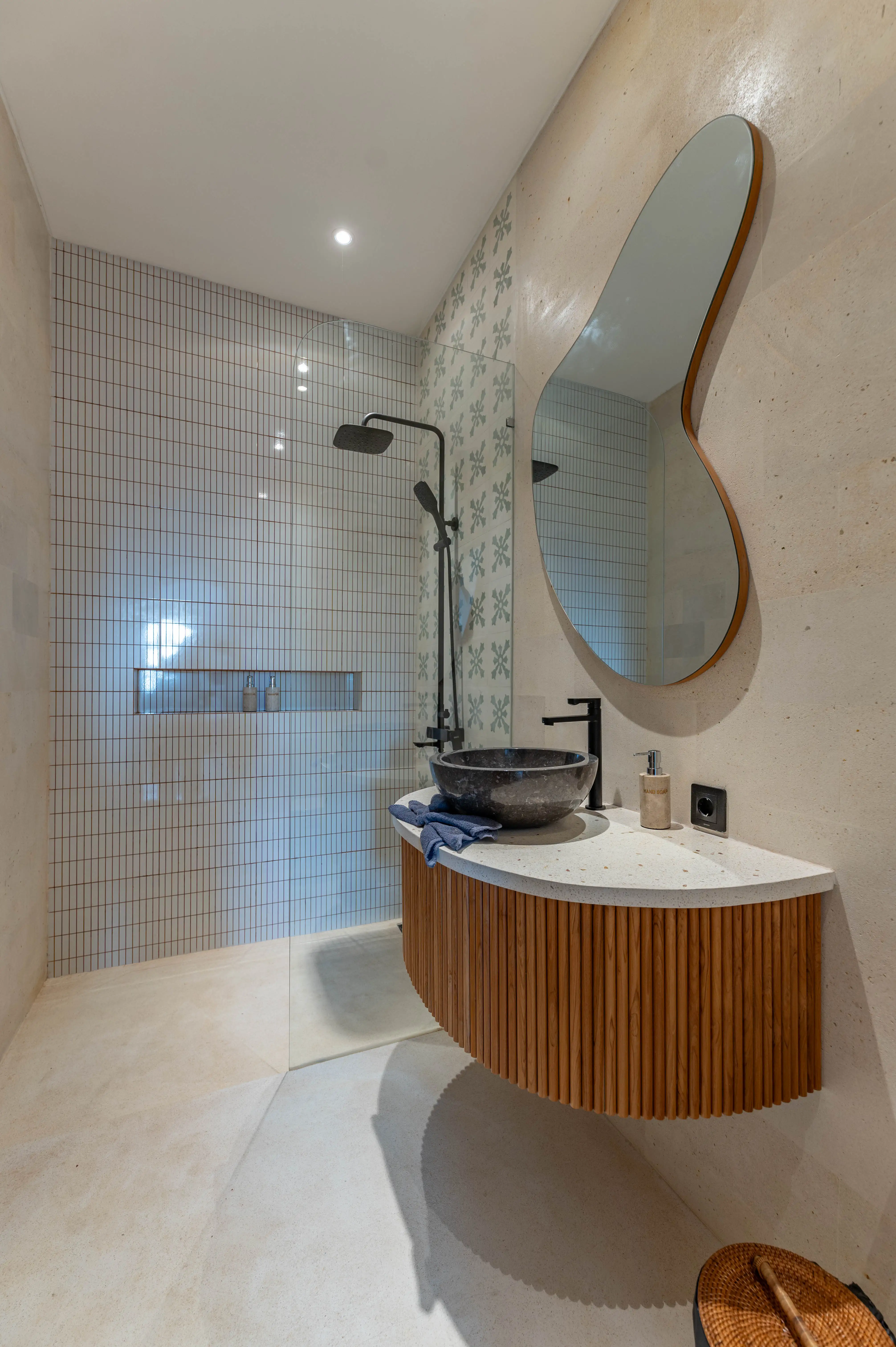 Villa 148m² in Indonesia, Canggu. Priced at 220000$ rent photo-4