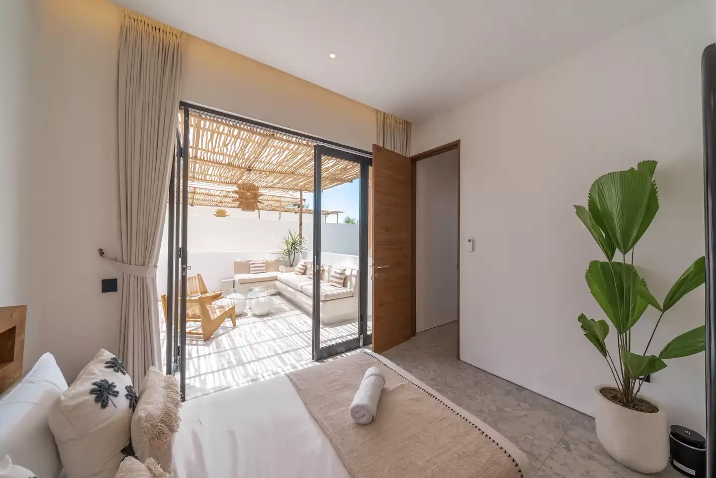 Villa 141m² in Indonesia, Canggu. Priced at 260000$ rent photo-15