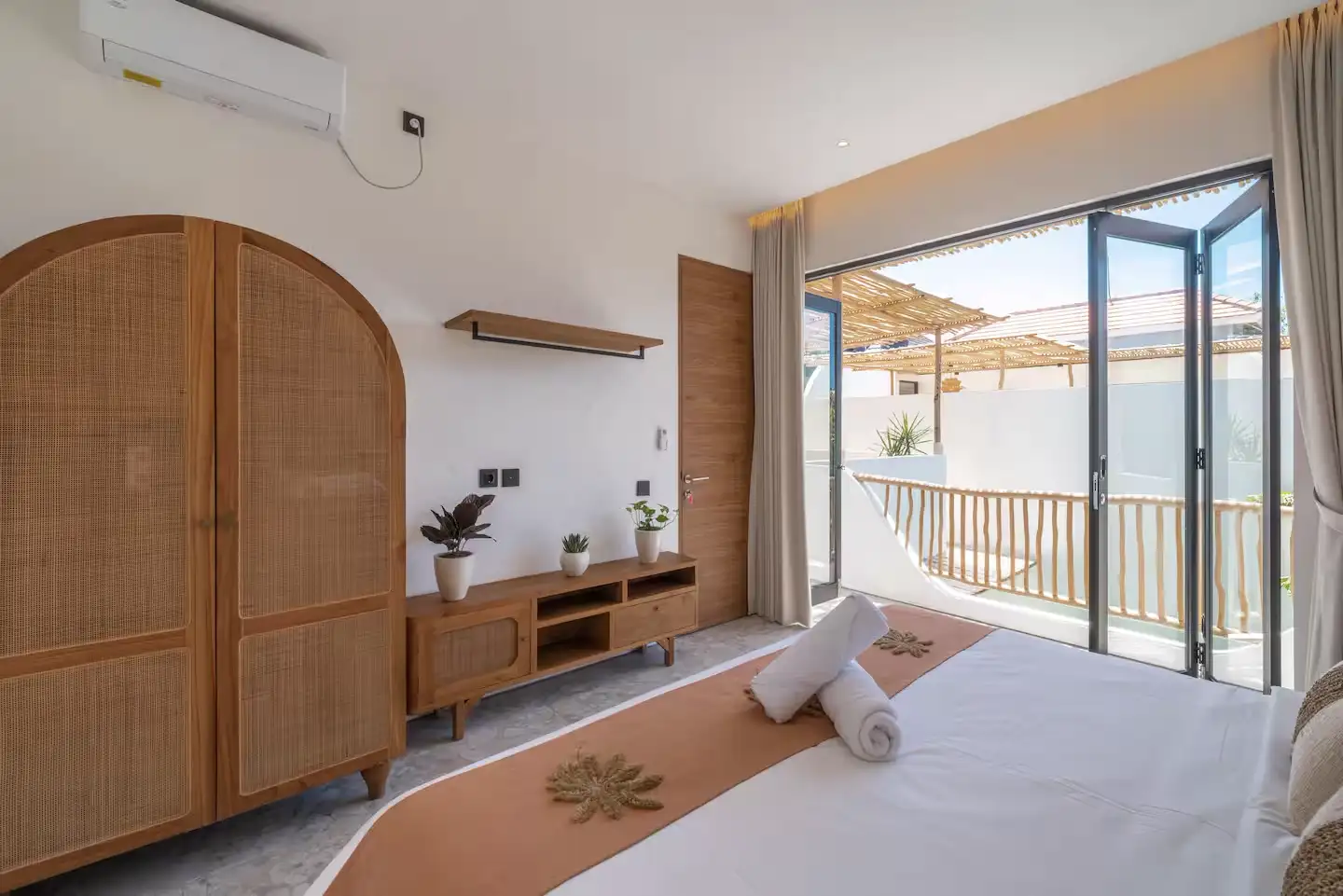 Villa 141m² in Indonesia, Canggu. Priced at 260000$ rent photo-21