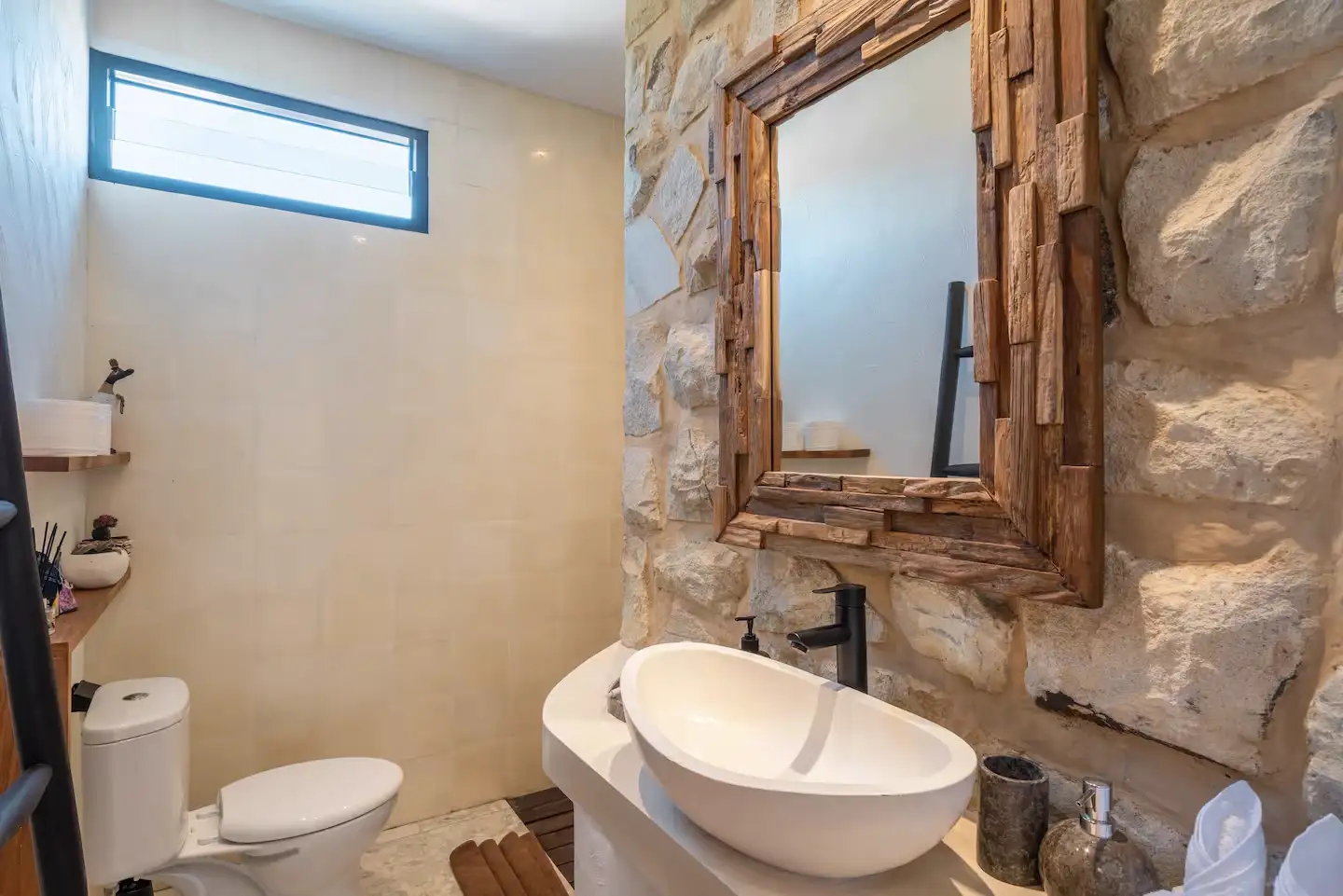 Villa 141m² in Indonesia, Canggu. Priced at 260000$ rent photo-30