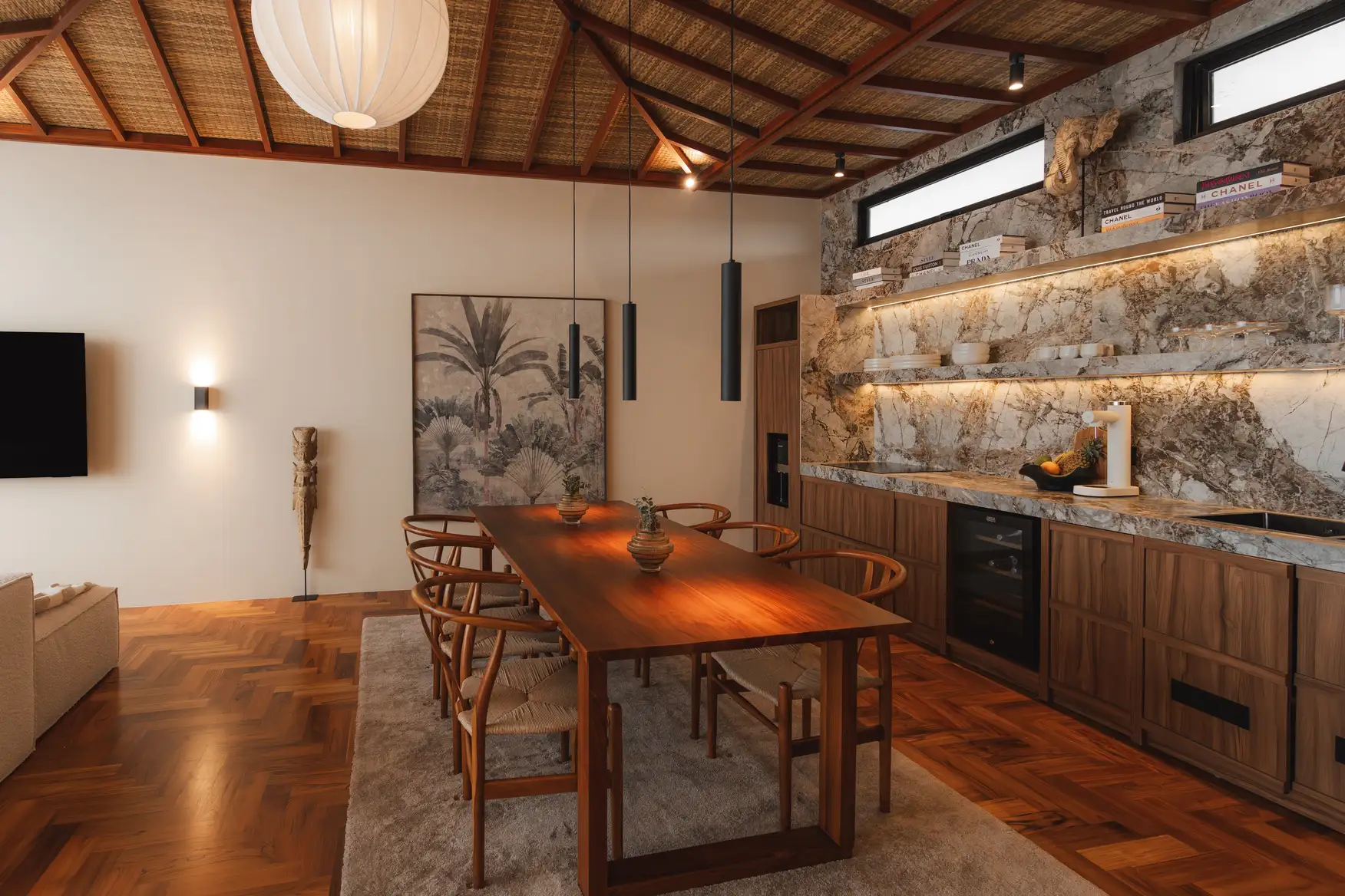 Flat 183m² in Indonesia, Canggu. Priced at 432000$ rent photo-18