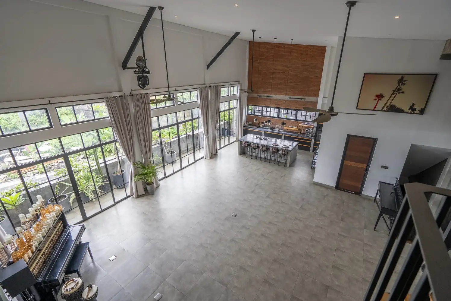 Flat 250m² in Indonesia, Canggu. Priced at 555000$ rent photo-5