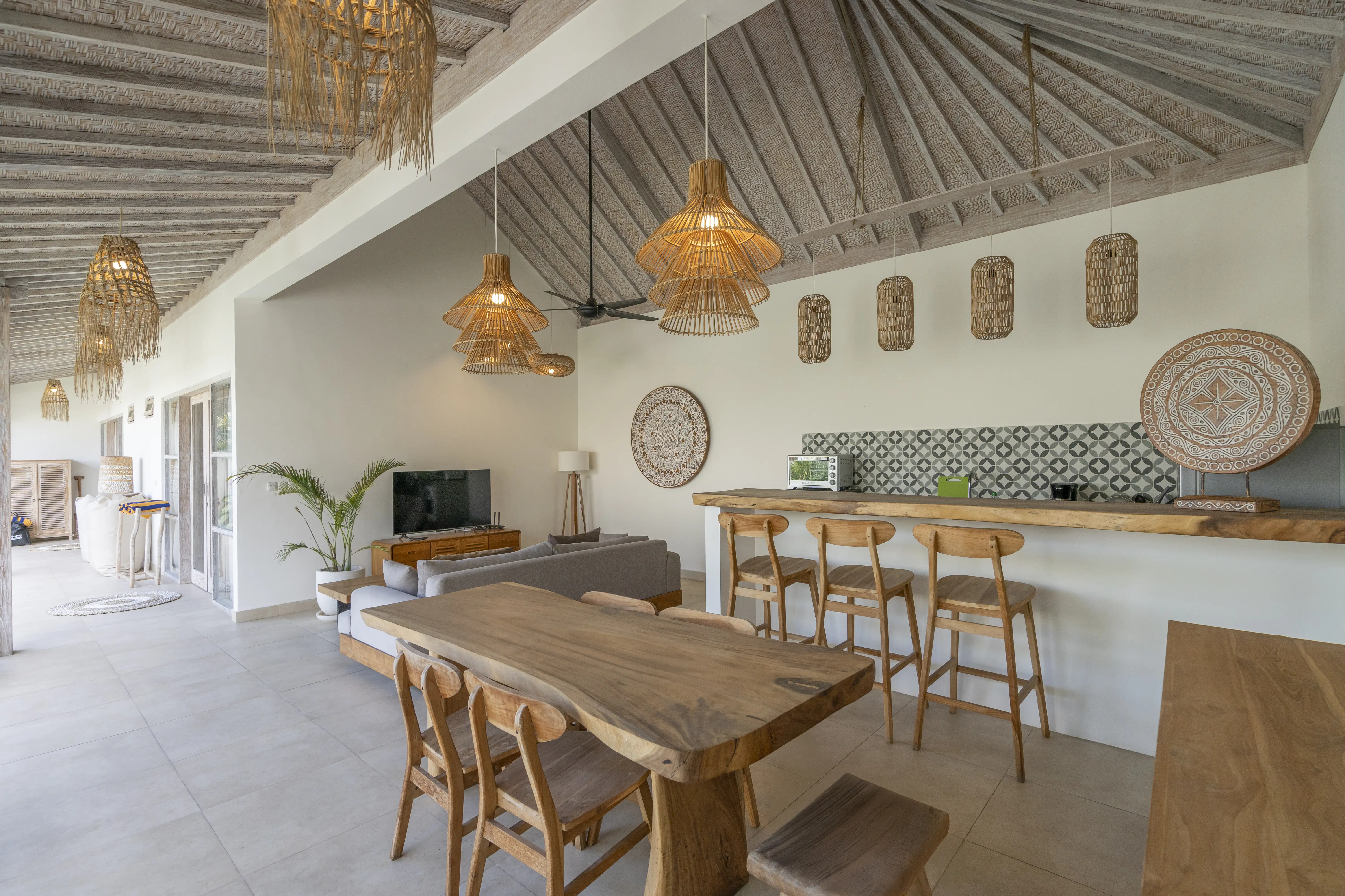 Villa 120m² in Indonesia, Kerobokan. Priced at 250000$ rent photo-3