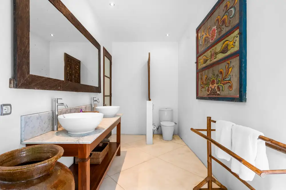 Villa 322m² in Indonesia, Umalas. Priced at 230000$ rent photo-4