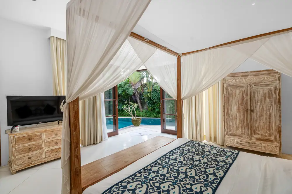 Villa 322m² in Indonesia, Umalas. Priced at 230000$ rent photo-9