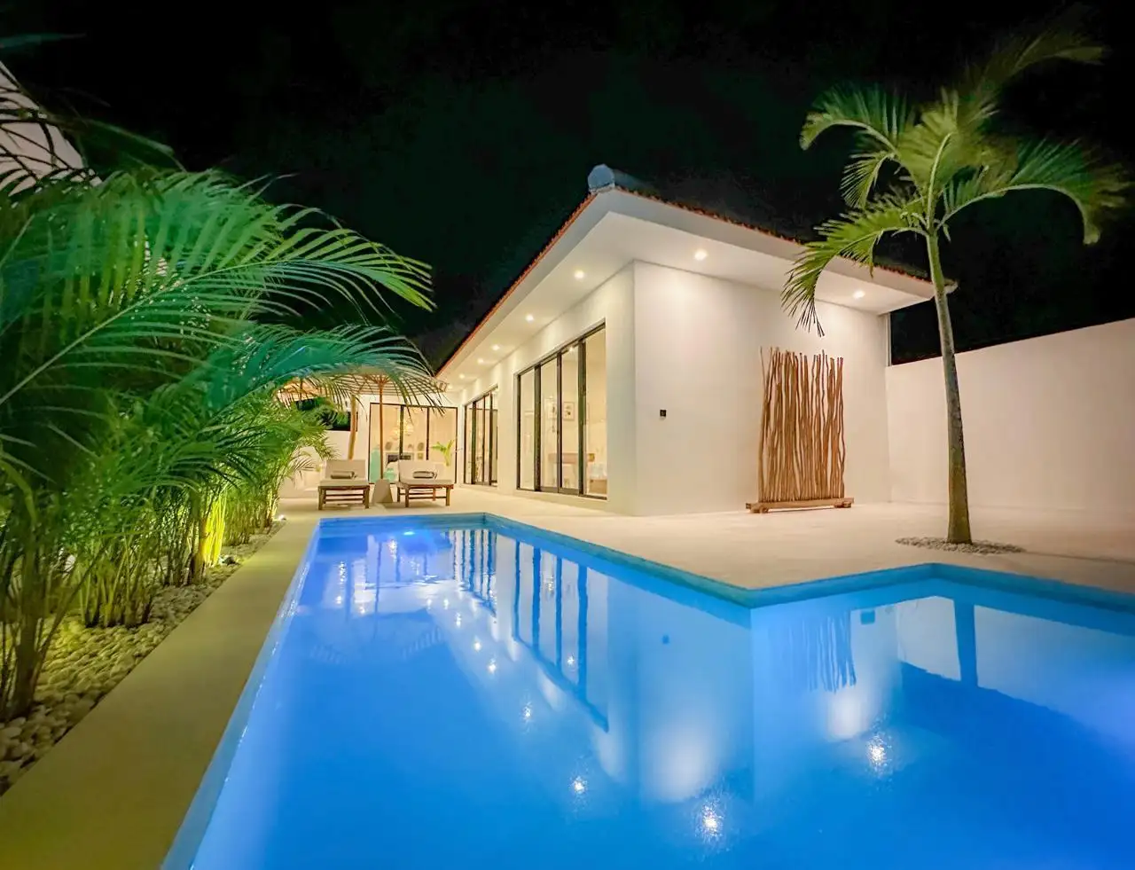 Villa 120m² in Indonesia, Bukit. Priced at 275000$ rent photo-1