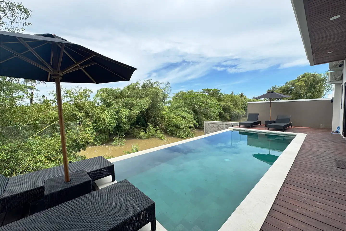 Villa 180m² in Indonesia, Canggu. Priced at 550000$ rent photo-5