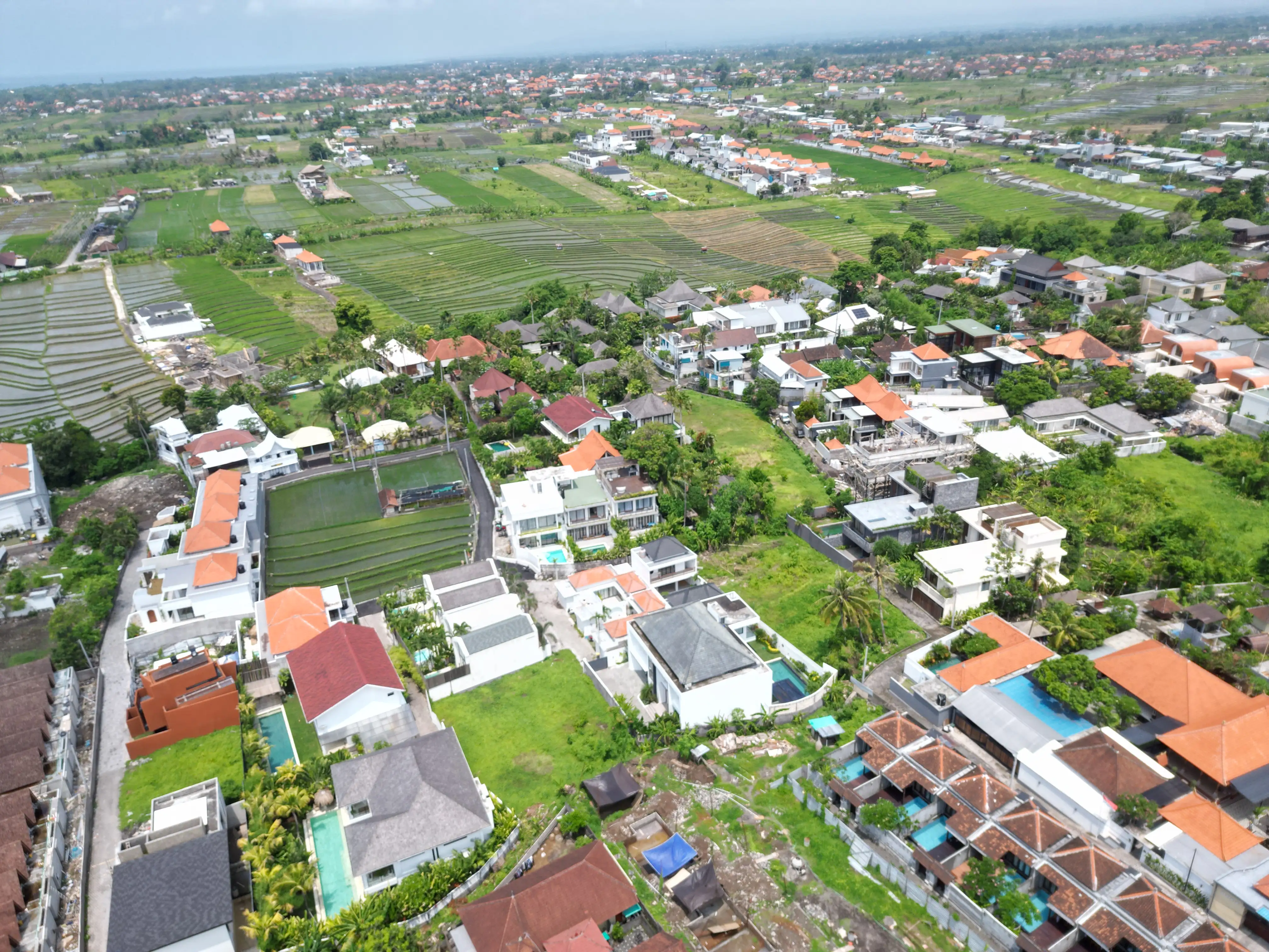Land 0m² in Indonesia, Canggu. Priced at 239814$ rent photo-5
