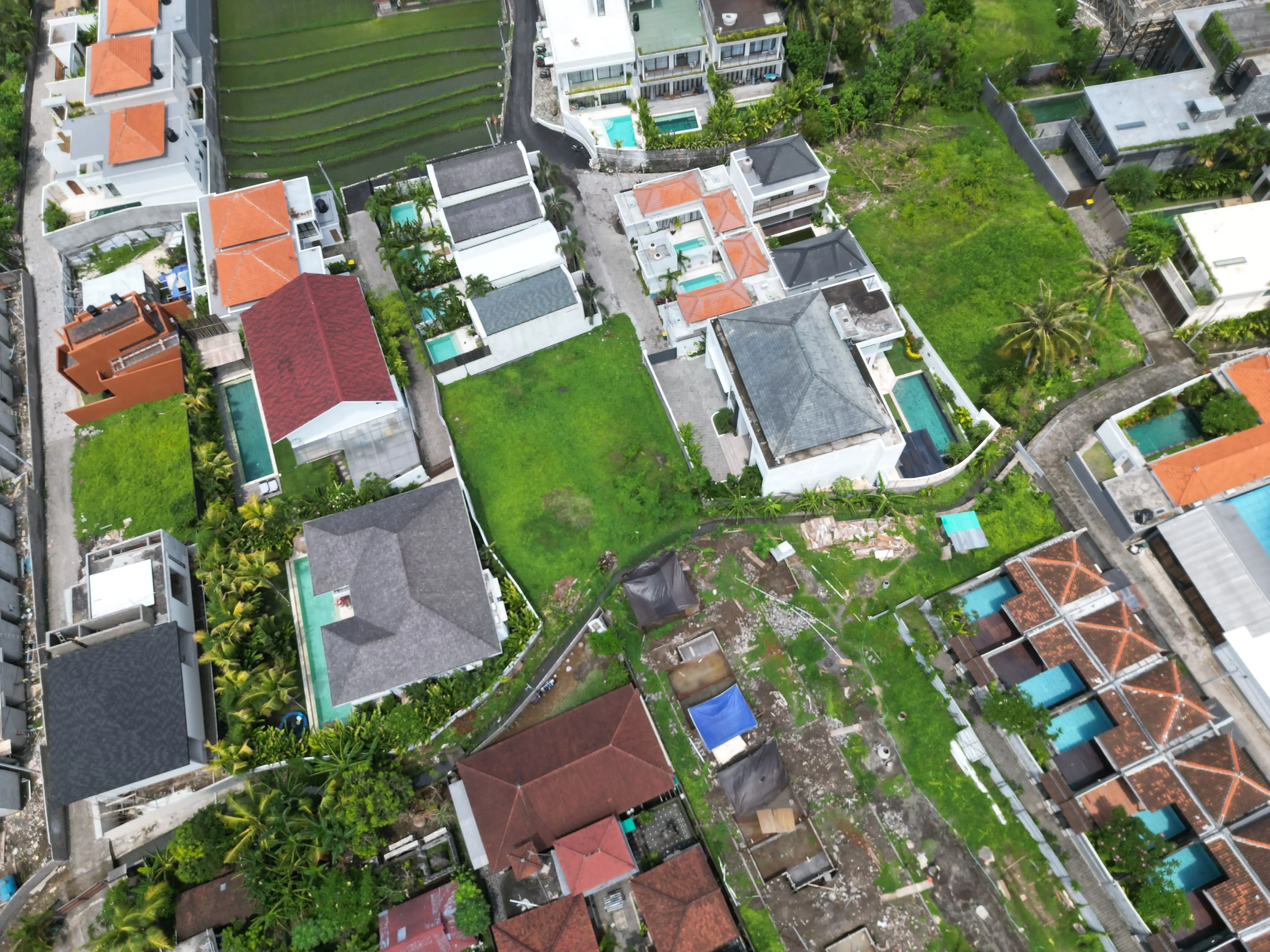 Land 0m² in Indonesia, Canggu. Priced at 239814$ rent photo-6