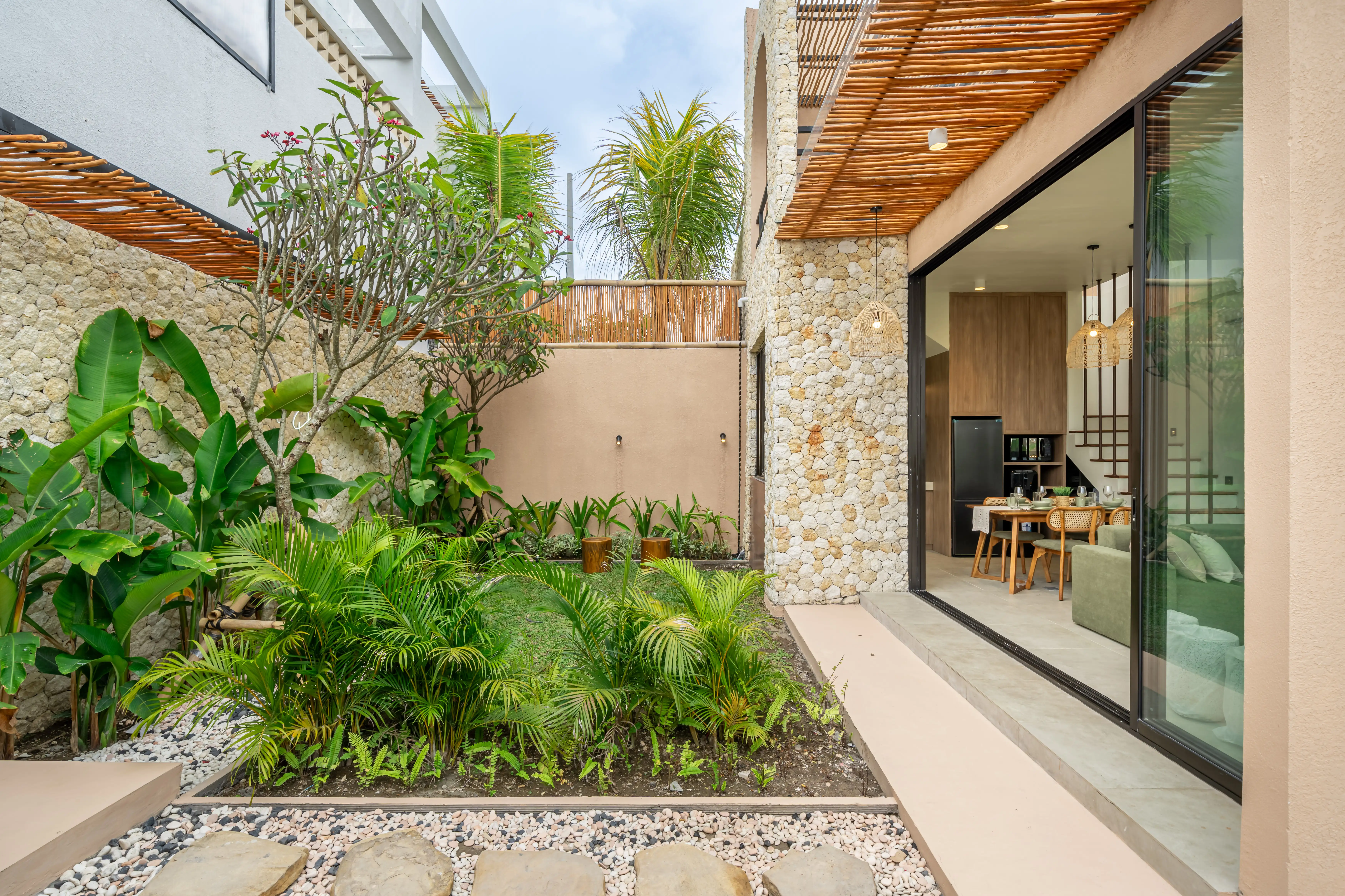 Villa 114m² in Indonesia, Canggu. Priced at 374243$ rent photo-1