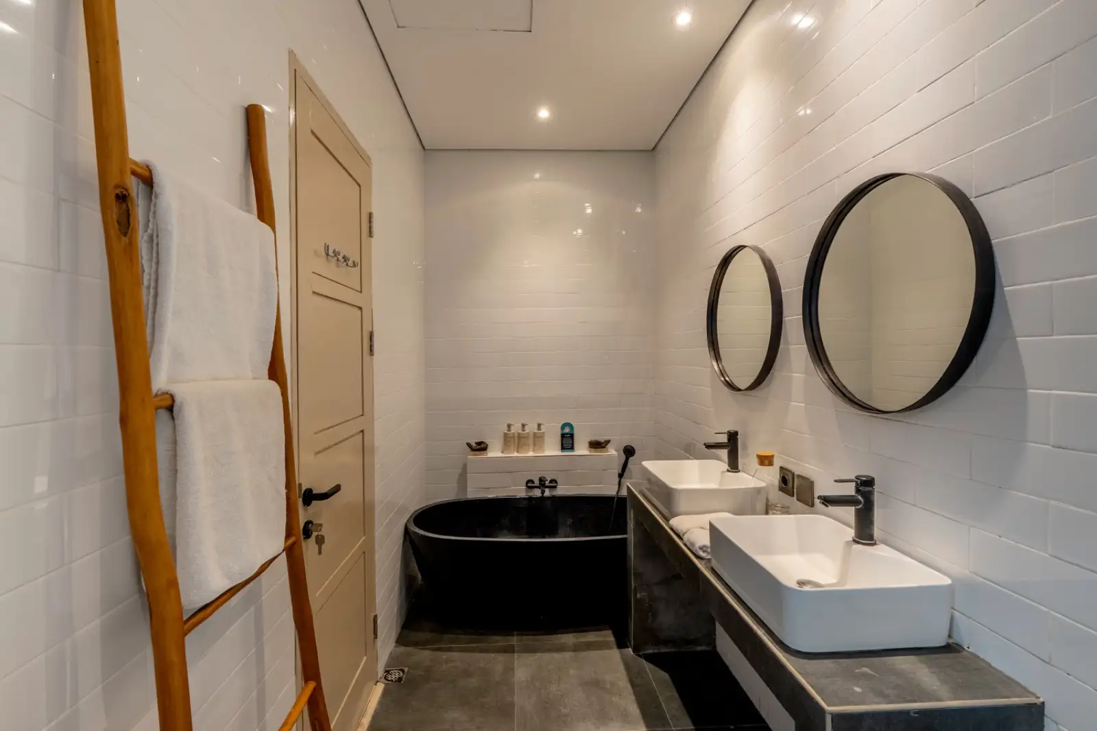 Villa 110m² in Indonesia, Canggu. Priced at 189000$ rent photo-11